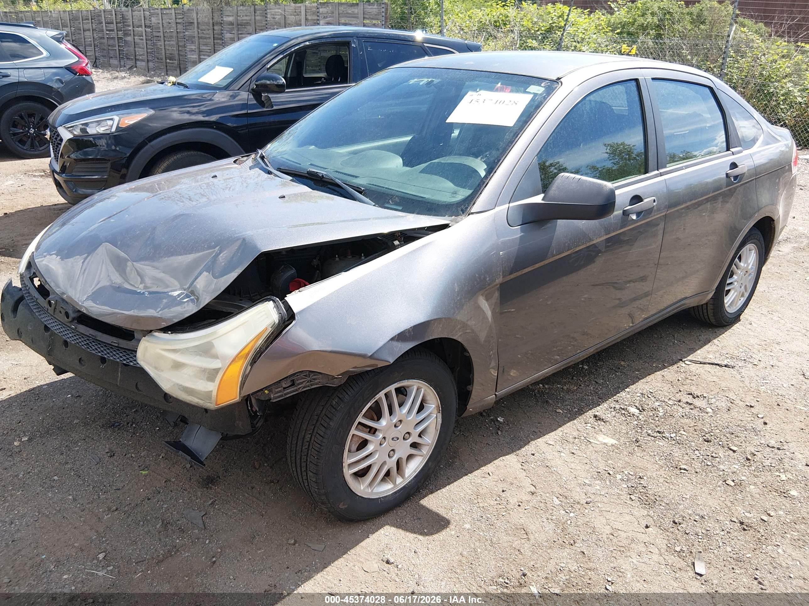 2011 Ford Focus Se Gray vin: 1FAHP3FN7BW100105