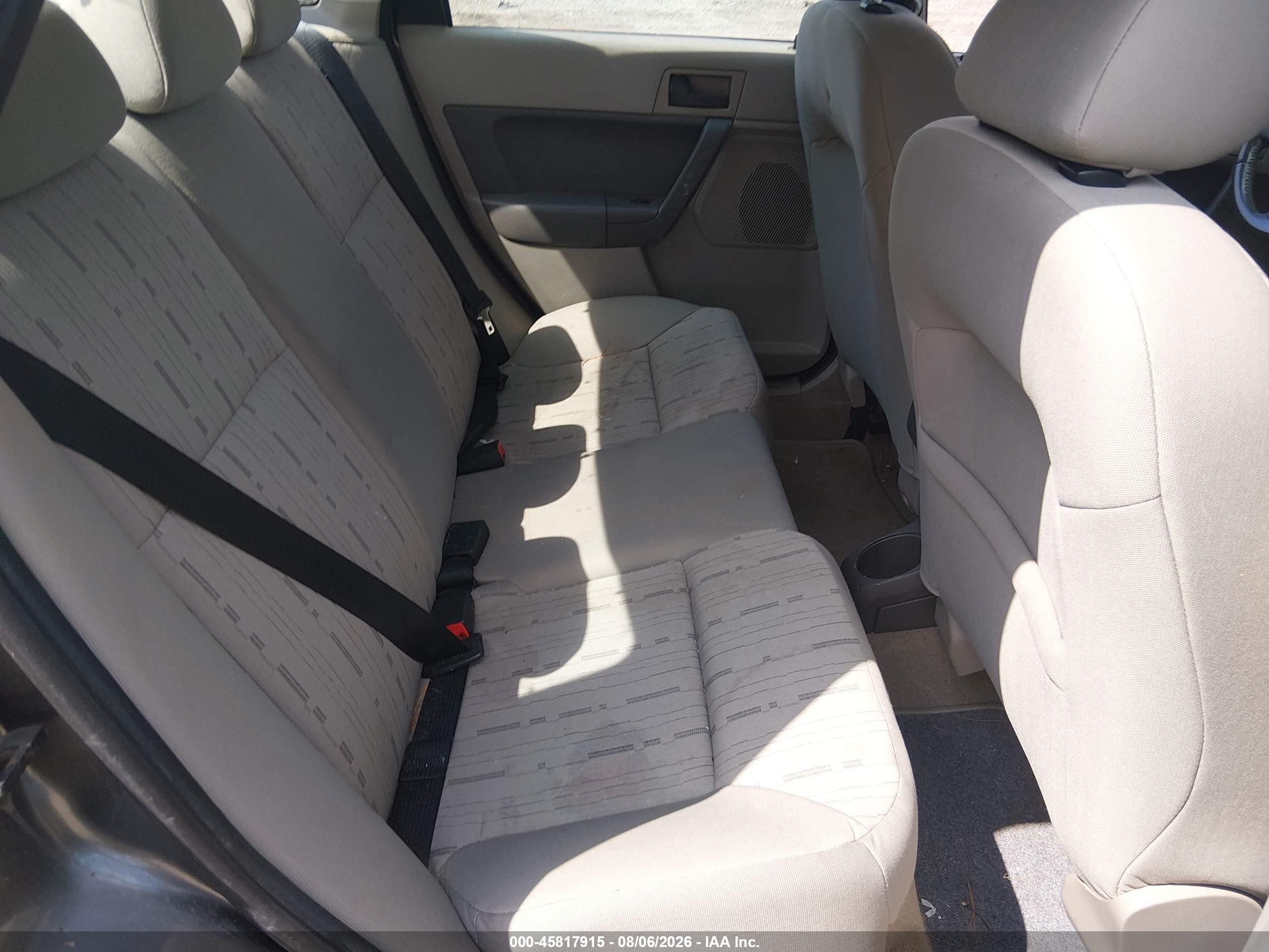 2011 Ford Focus Se Gray vin: 1FAHP3FN7BW156786