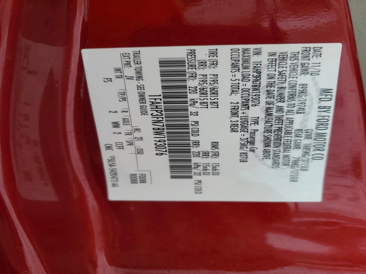 2011 Ford Focus Se Red vin: 1FAHP3FN7BW193076