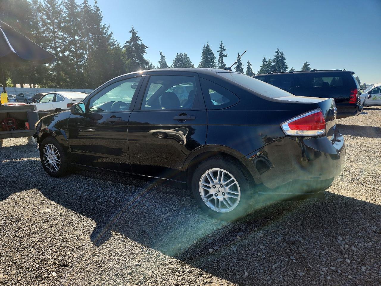 2011 Ford Focus Se Black vin: 1FAHP3FN7BW201936