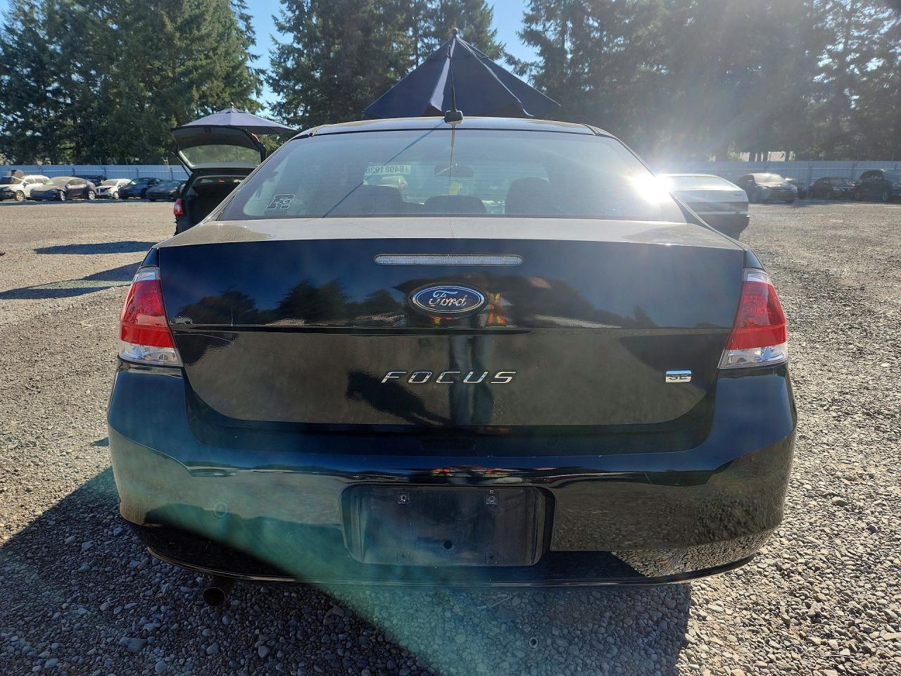 2011 Ford Focus Se Black vin: 1FAHP3FN7BW201936