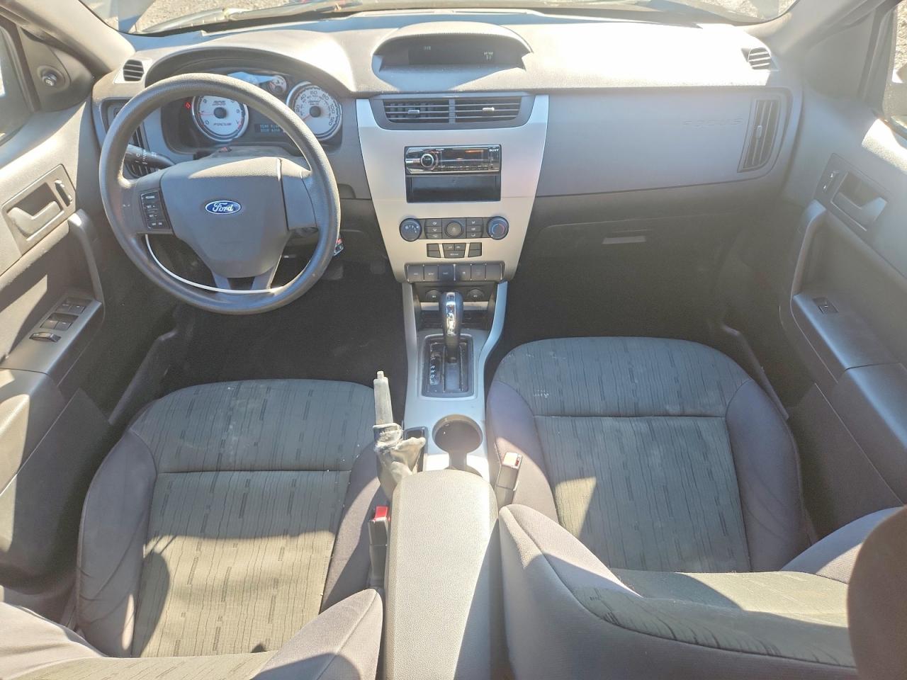 2011 Ford Focus Se Black vin: 1FAHP3FN7BW201936