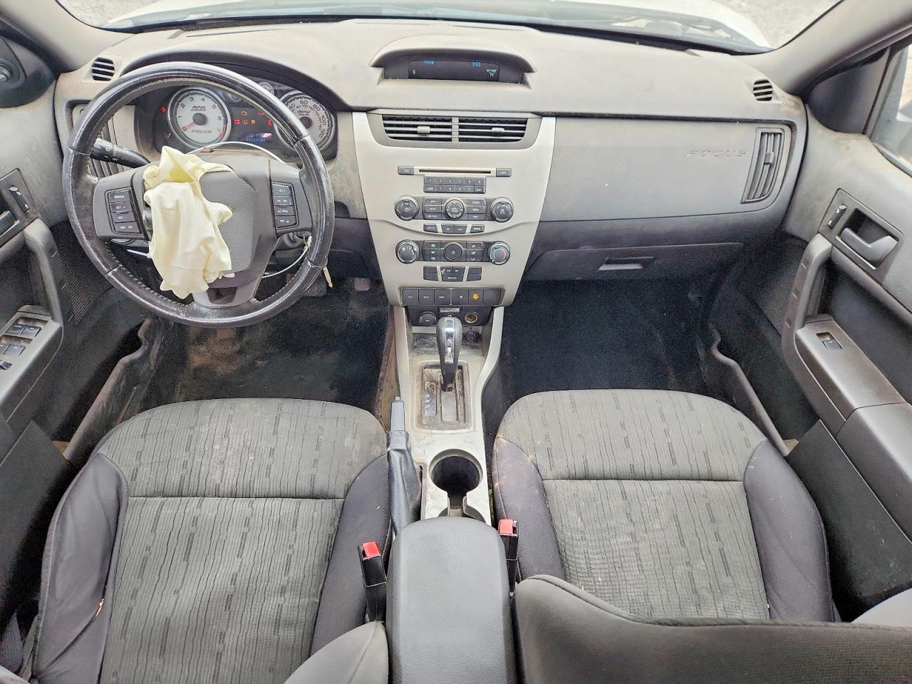 2011 Ford Focus Se White vin: 1FAHP3FN7BW204013