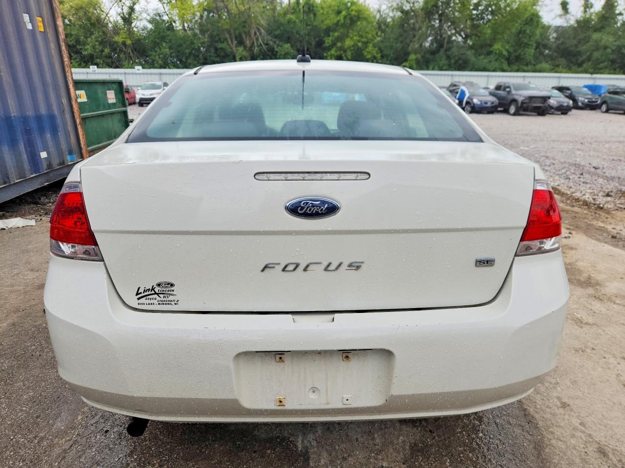 2011 Ford Focus Se White vin: 1FAHP3FN7BW204013