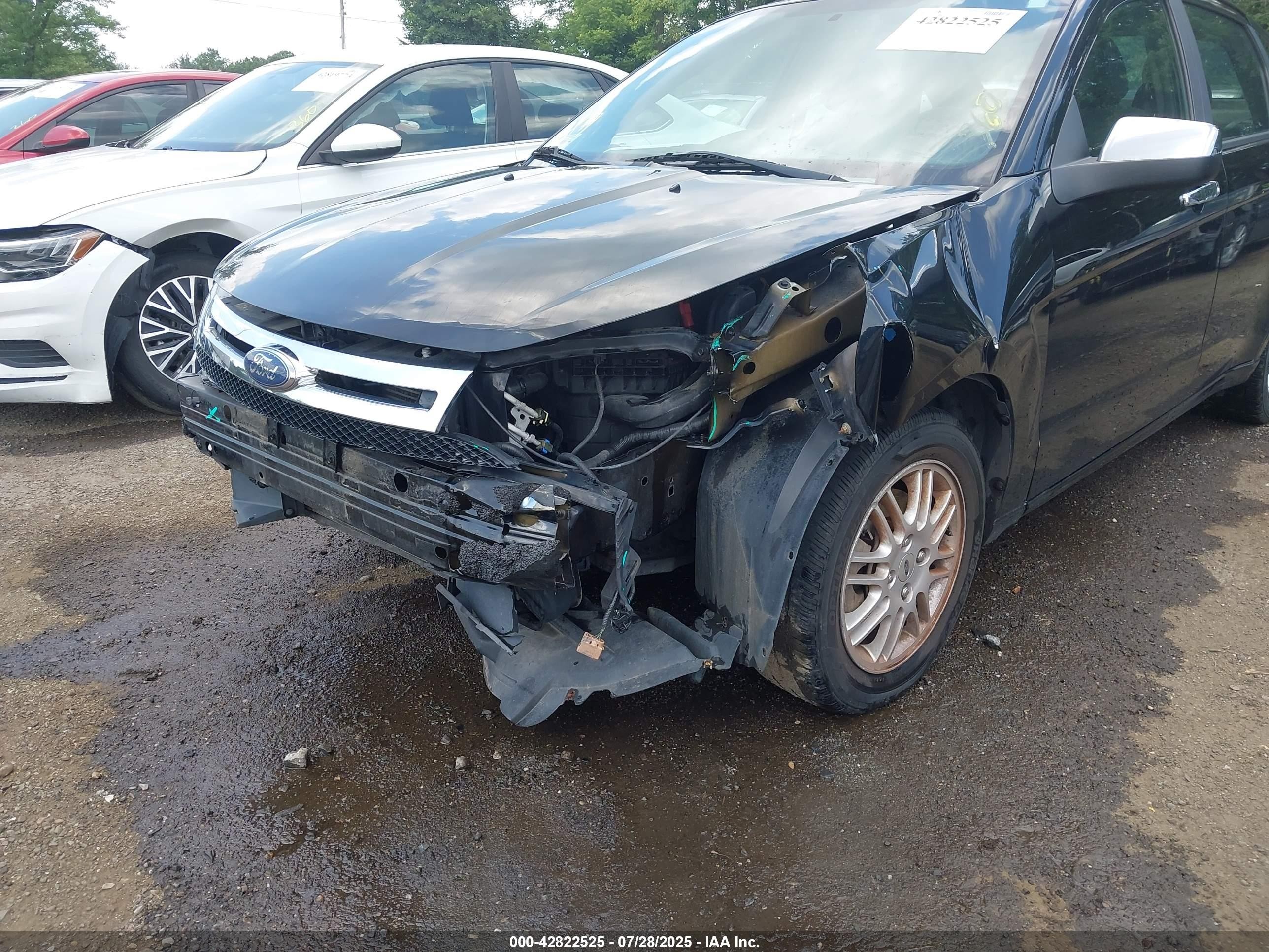 2010 Ford Focus Se Black vin: 1FAHP3FN8AW142894