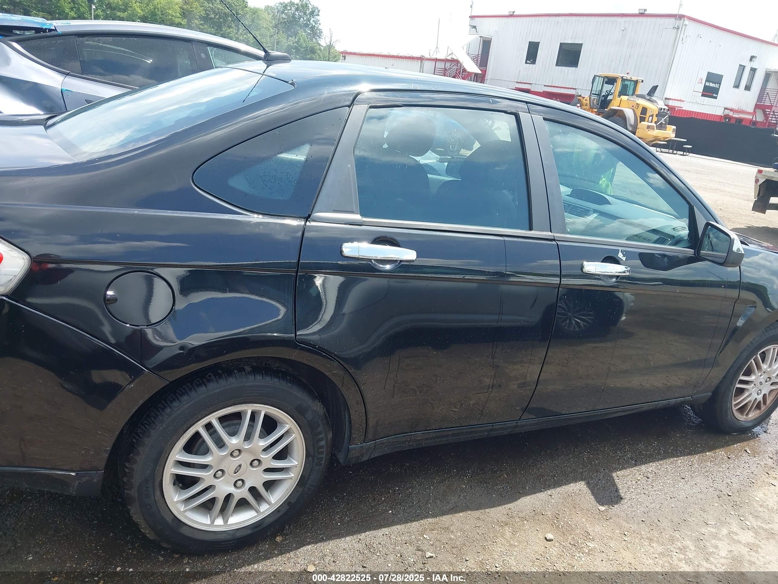 2010 Ford Focus Se Black vin: 1FAHP3FN8AW142894