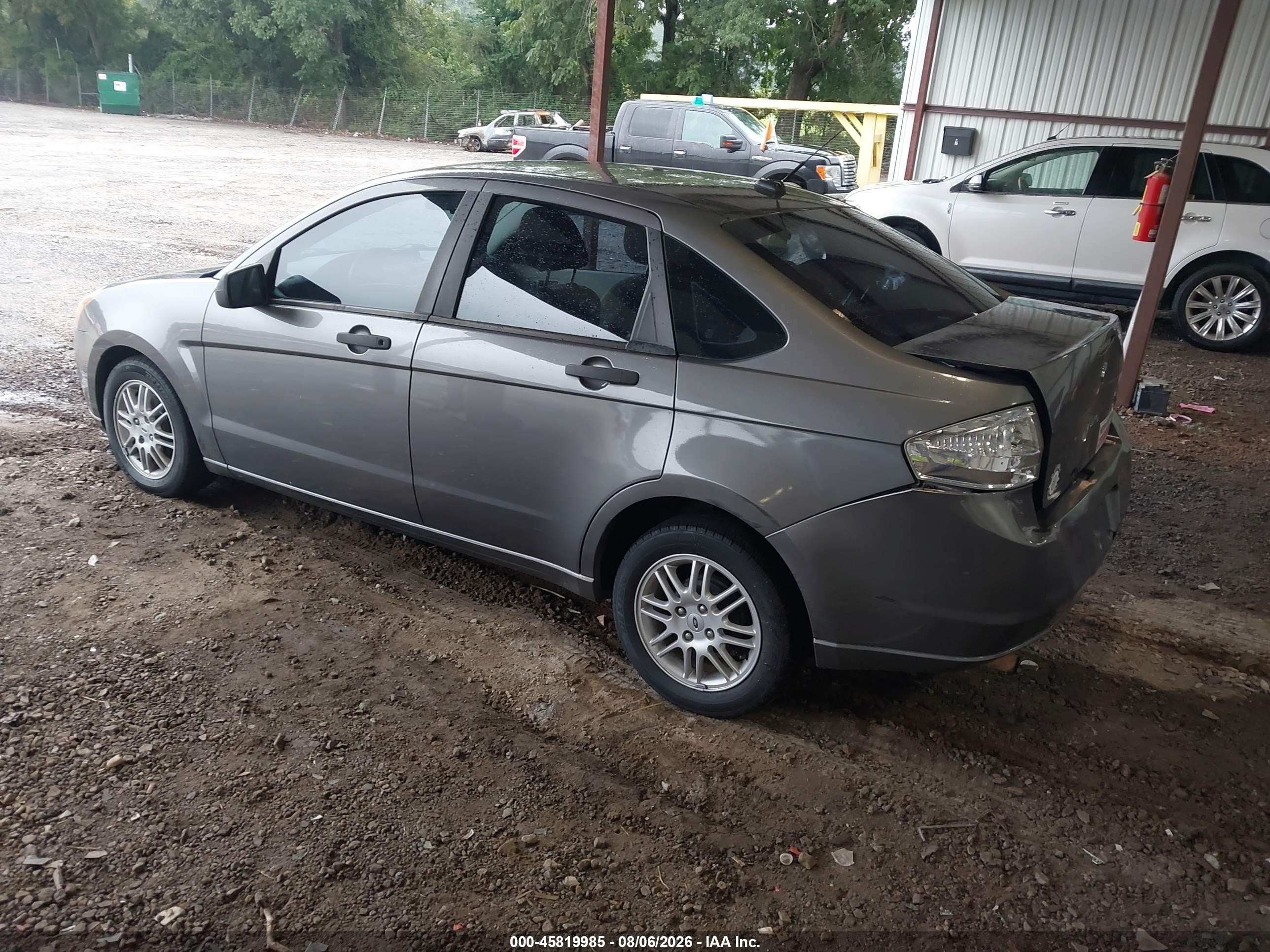 2010 Ford Focus Se Gray vin: 1FAHP3FN8AW183557
