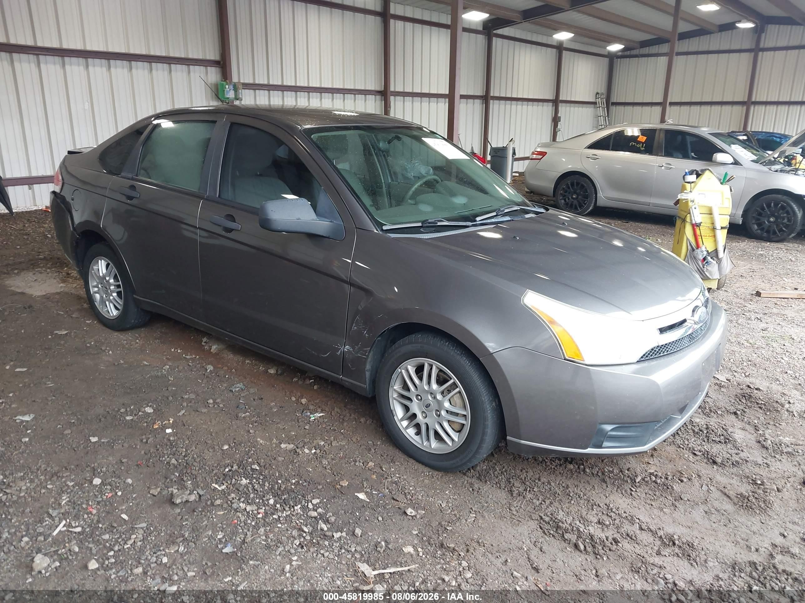 2010 Ford Focus Se Gray vin: 1FAHP3FN8AW183557