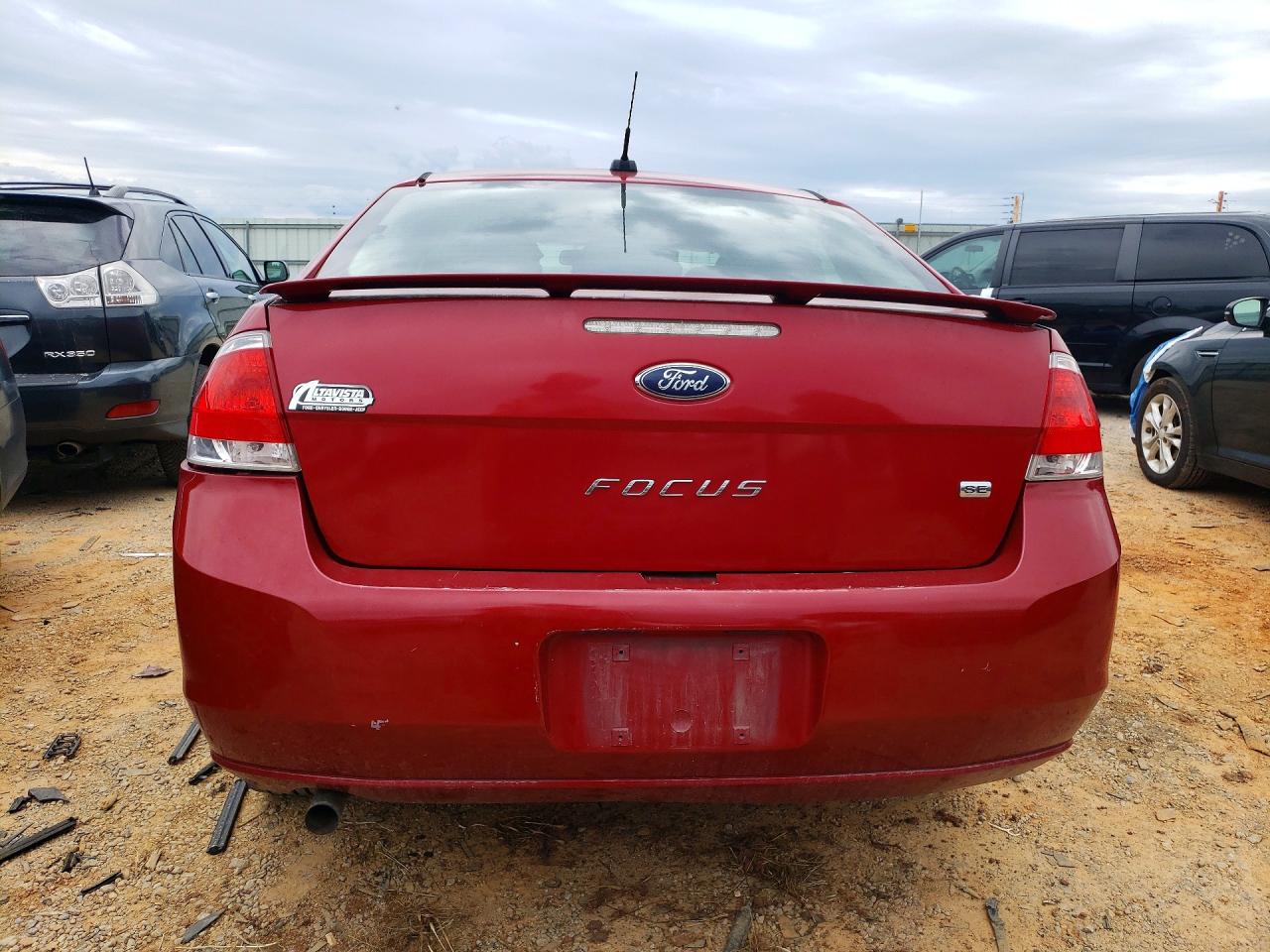 2010 Ford Focus Se Красный vin: 1FAHP3FN8AW188466