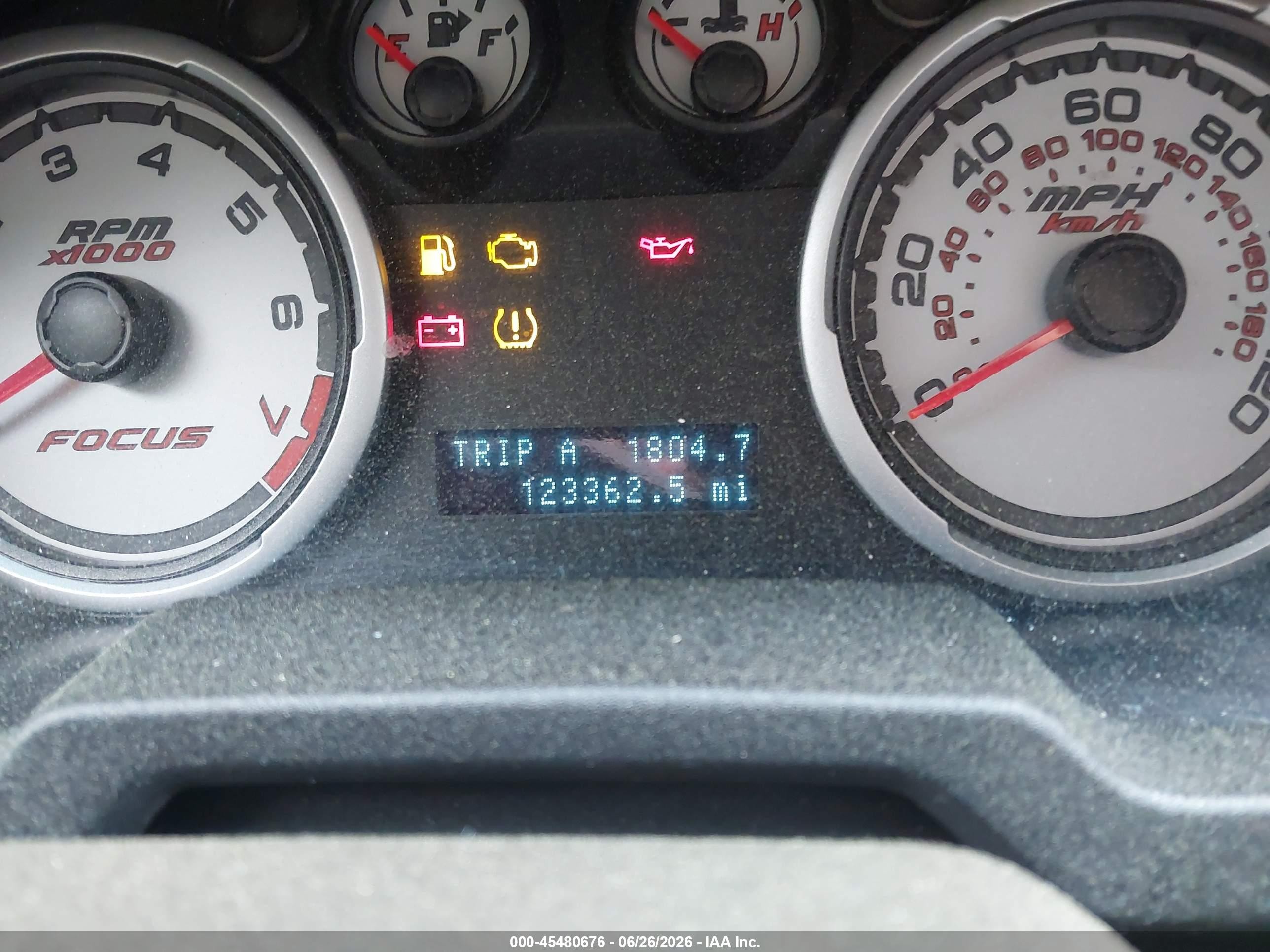 2010 Ford Focus Se Silver vin: 1FAHP3FN8AW204150