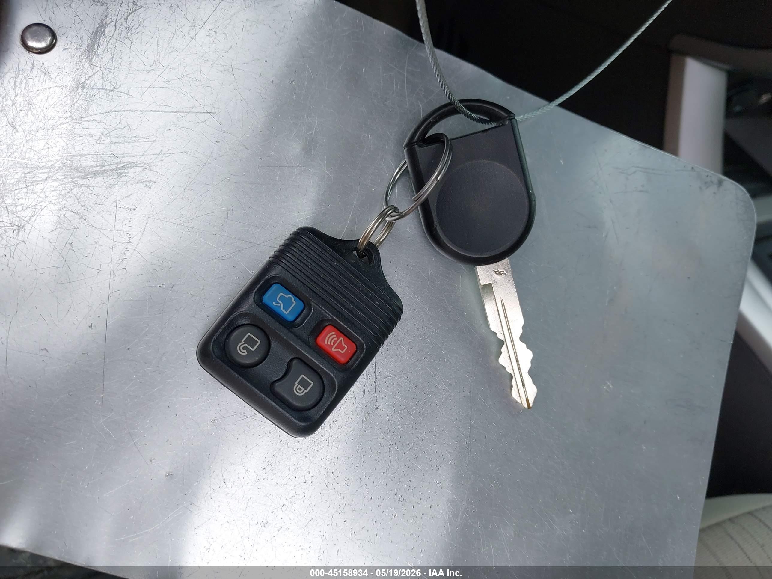 2010 Ford Focus Se Black vin: 1FAHP3FN8AW234667