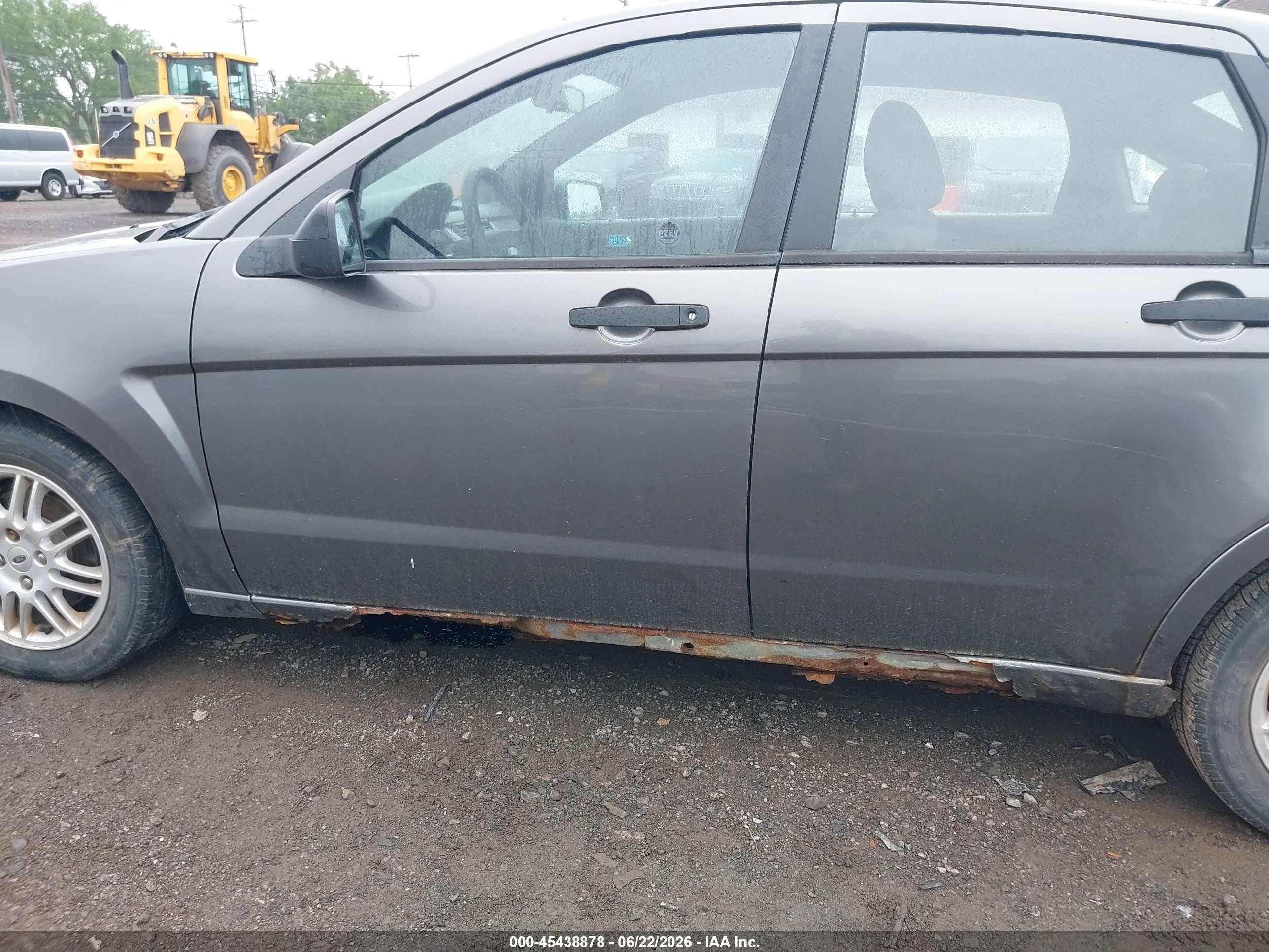 2010 Ford Focus Se Серый vin: 1FAHP3FN8AW277776