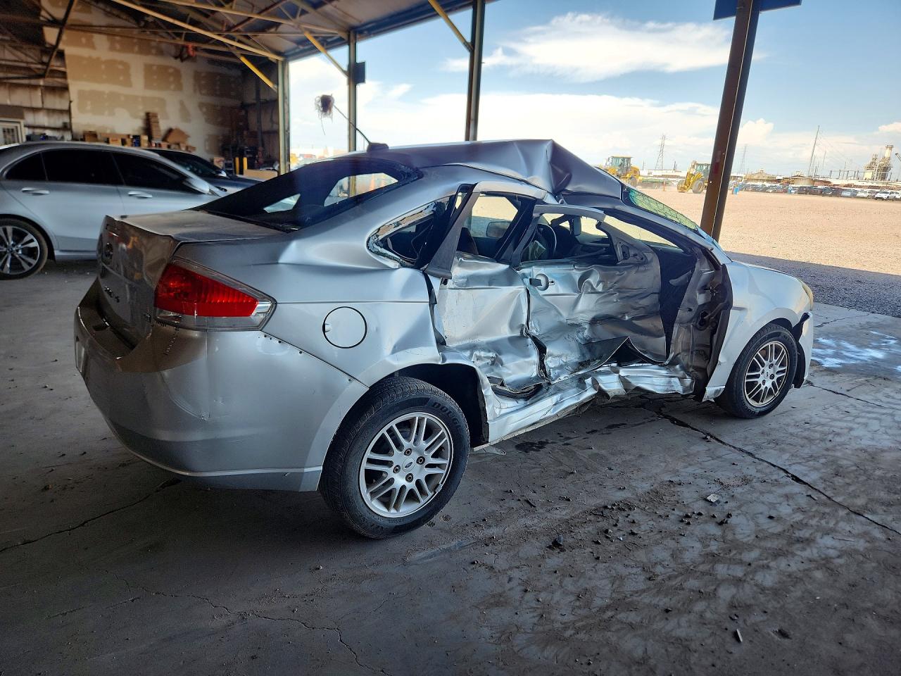 2010 Ford Focus Silver vin: 1FAHP3FN8AW292164
