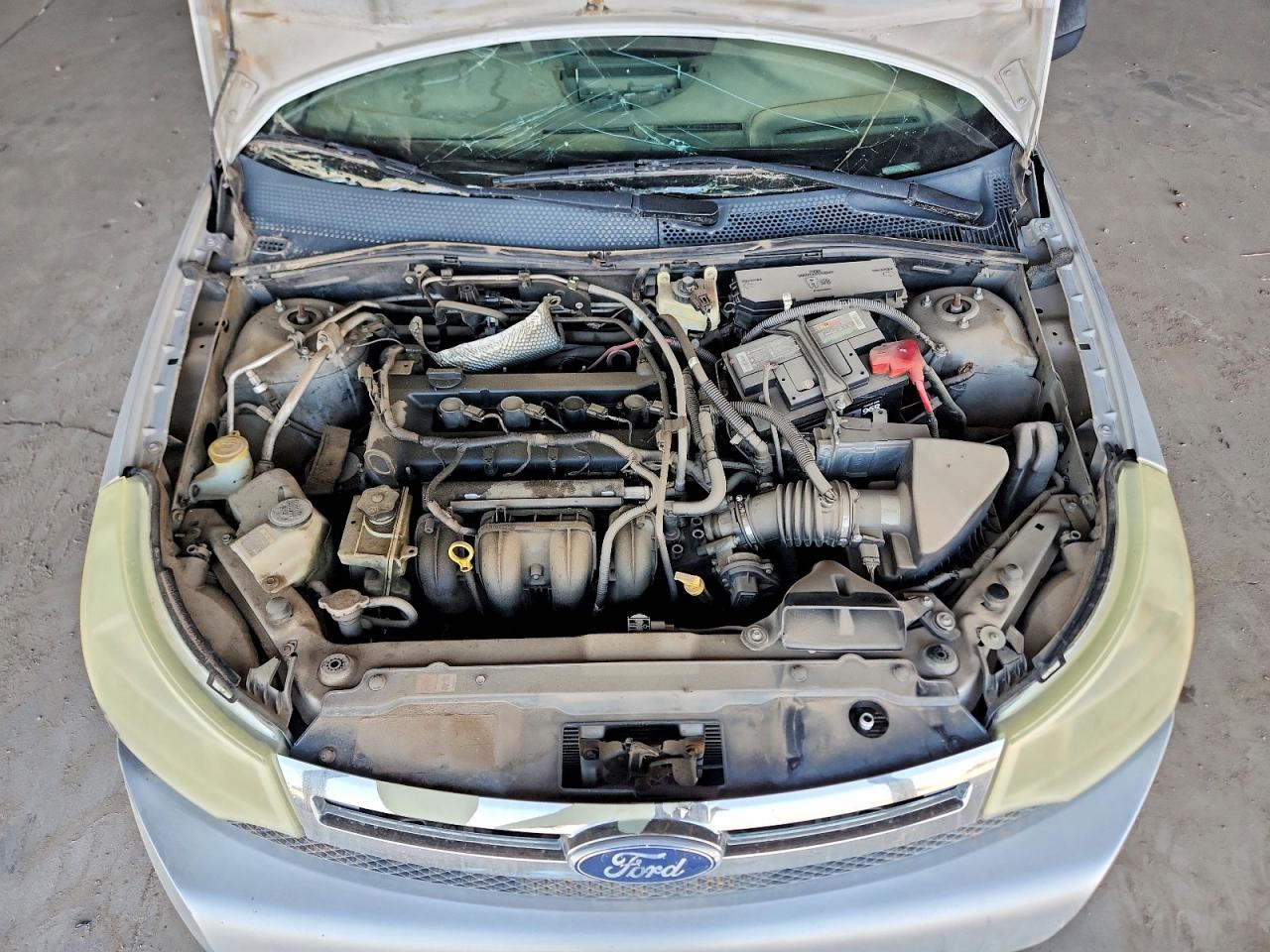 2010 Ford Focus Silver vin: 1FAHP3FN8AW292164