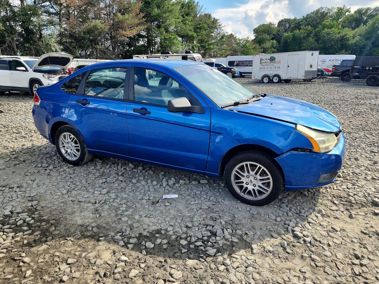 2011 Ford Focus Se Blue vin: 1FAHP3FN8BW128298