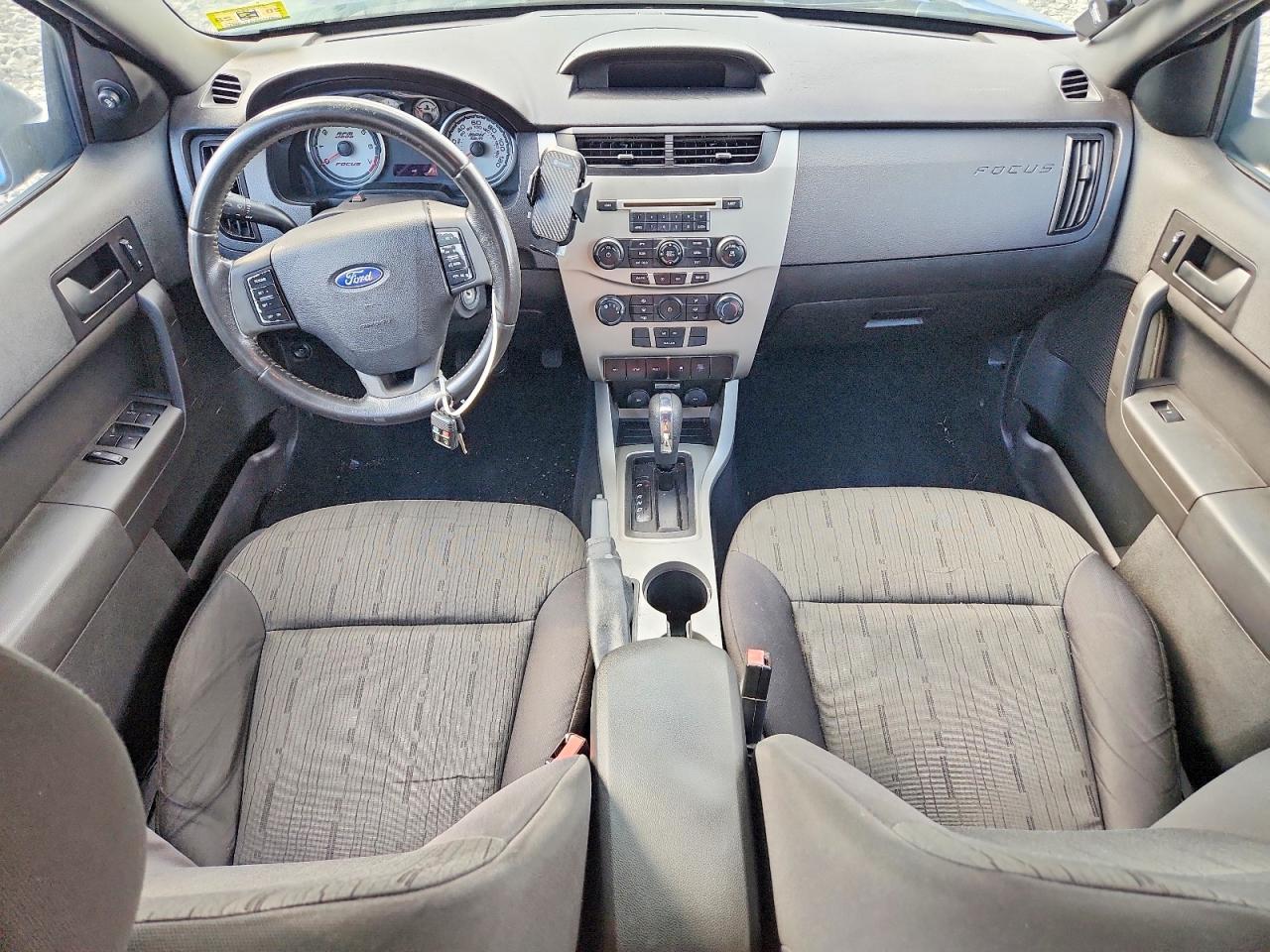2011 Ford Focus Se Blue vin: 1FAHP3FN8BW128298