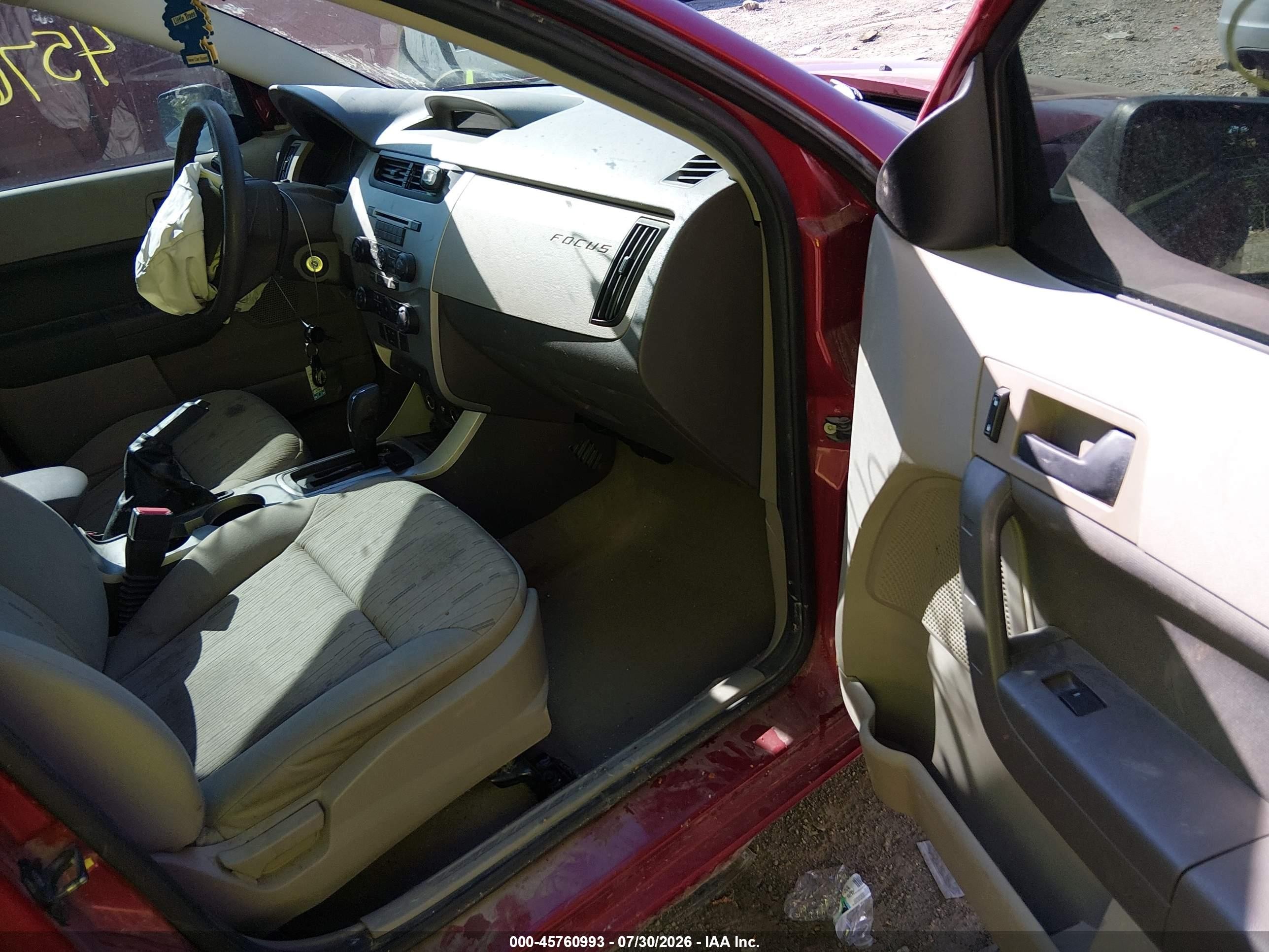 2011 Ford Focus Se Красный vin: 1FAHP3FN8BW145005