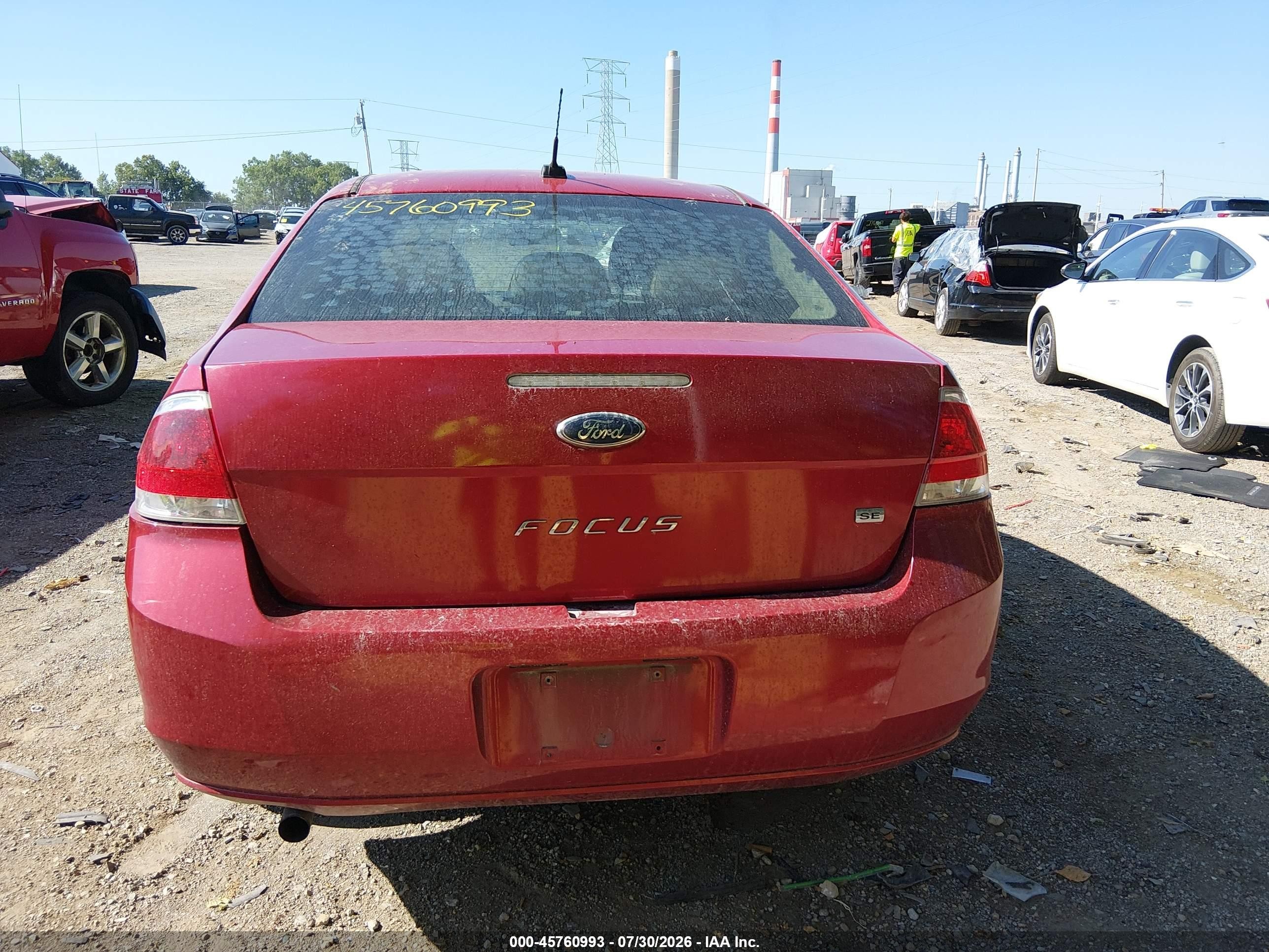 2011 Ford Focus Se Красный vin: 1FAHP3FN8BW145005