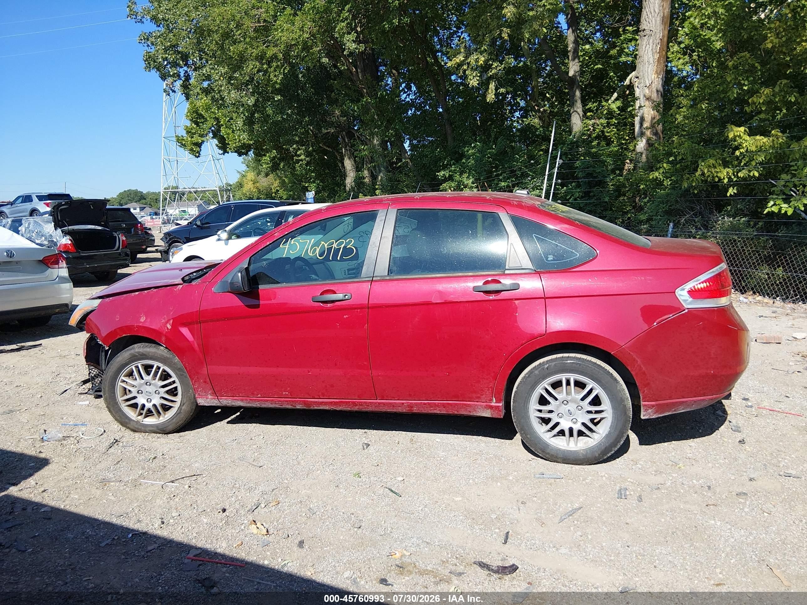 2011 Ford Focus Se Красный vin: 1FAHP3FN8BW145005