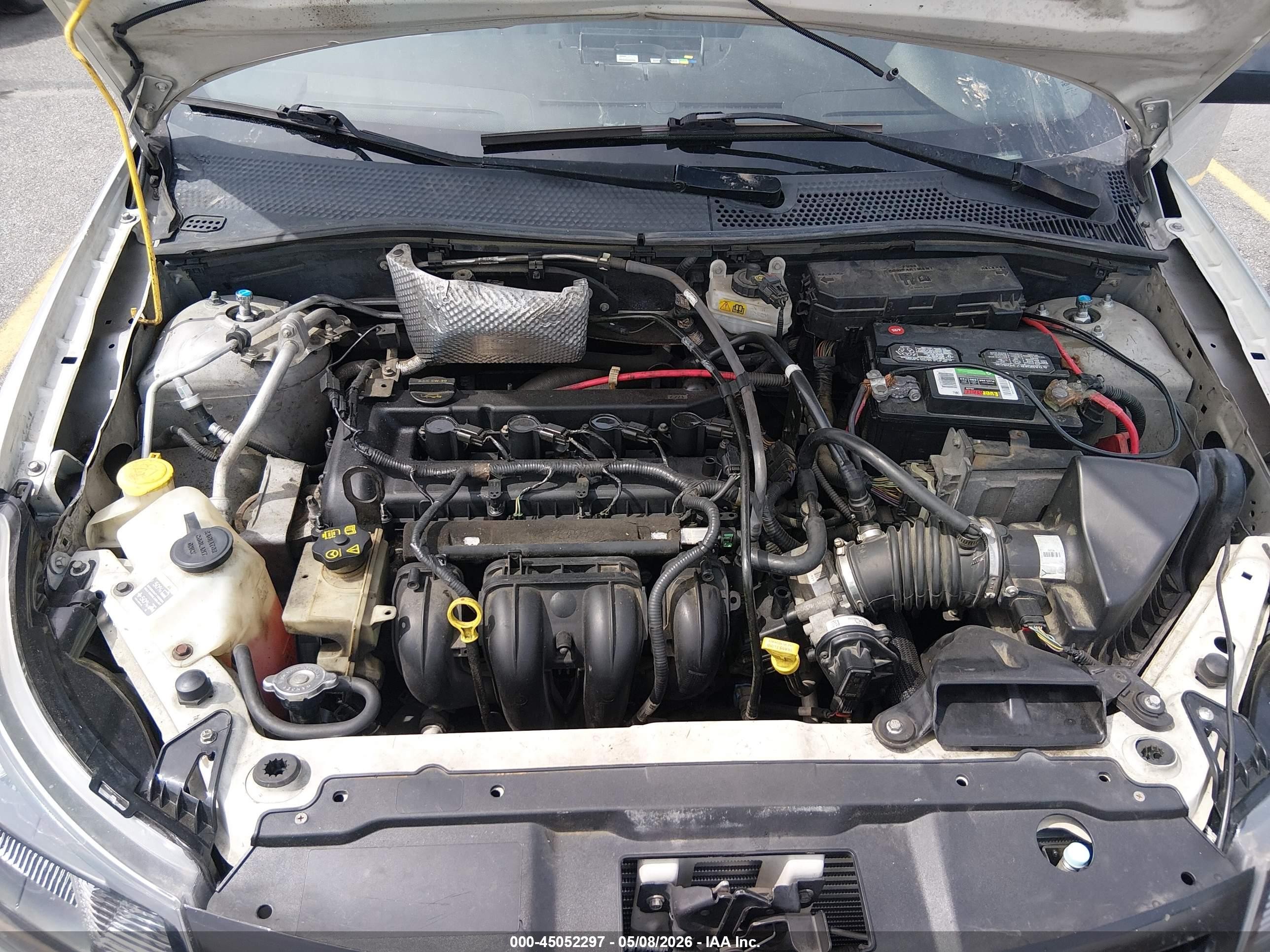 2011 Ford Focus Se Silver vin: 1FAHP3FN8BW147594