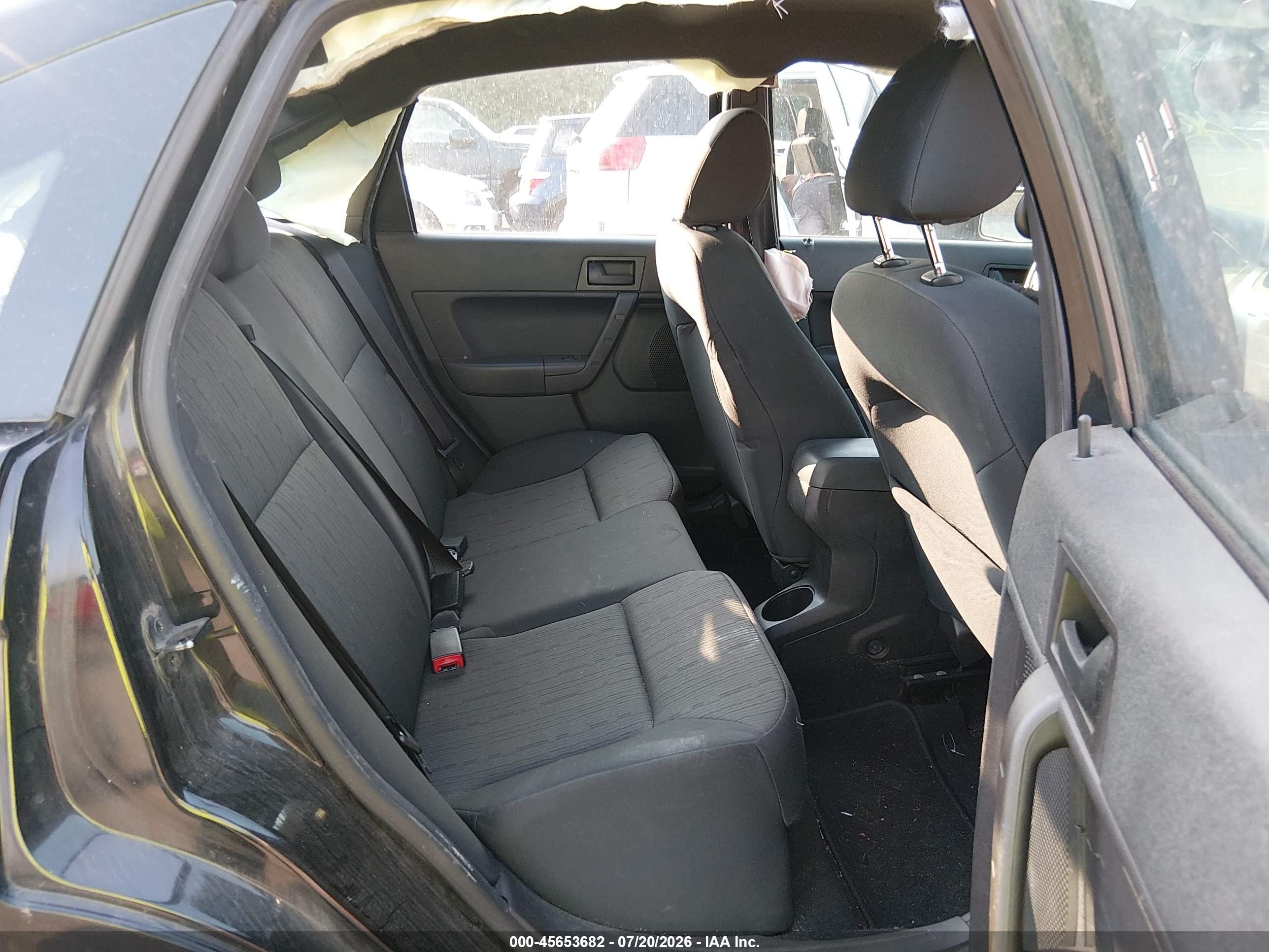 2010 Ford Focus Se Black vin: 1FAHP3FN9AW127014