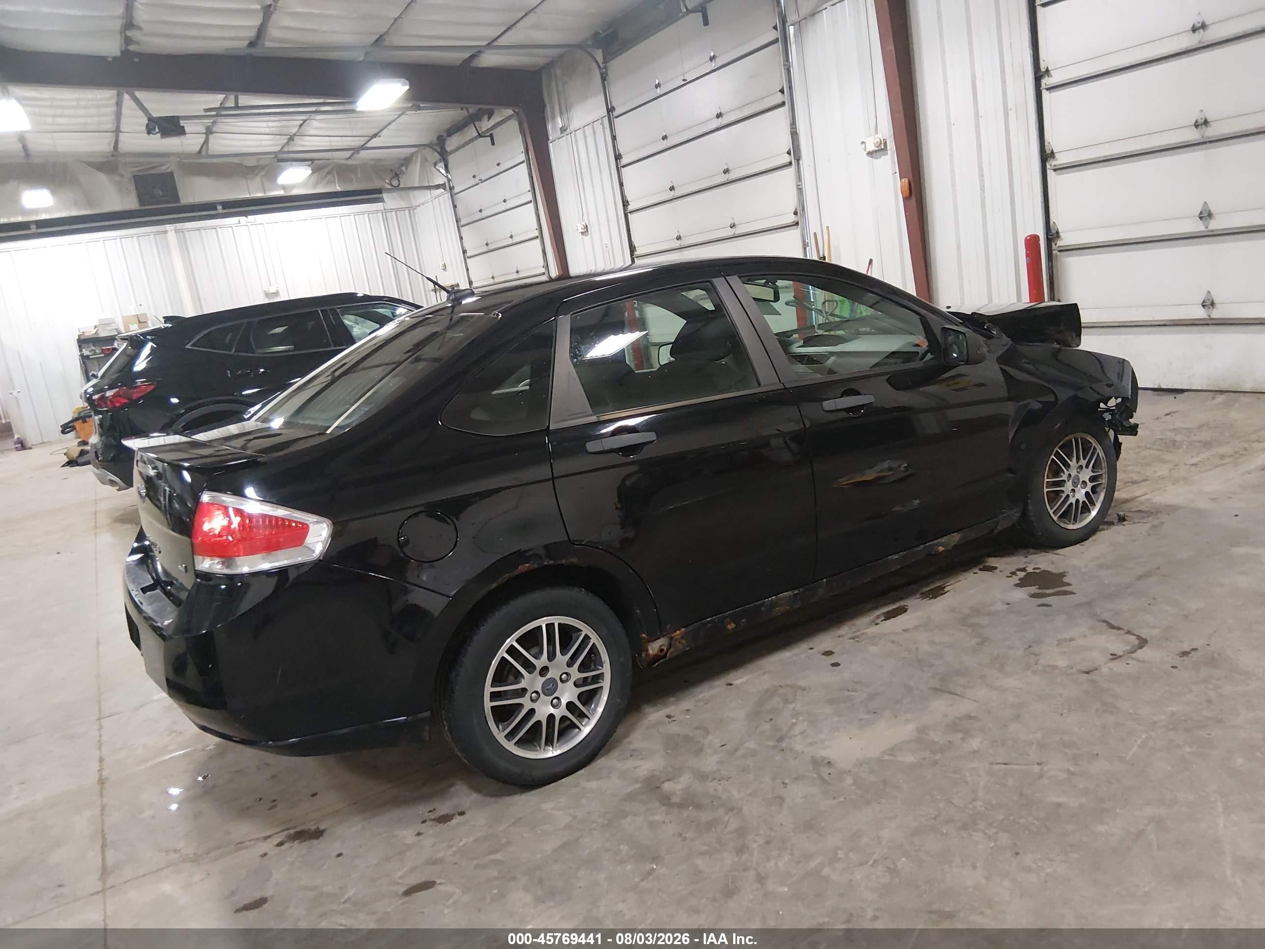 2010 Ford Focus Se Black vin: 1FAHP3FN9AW138112