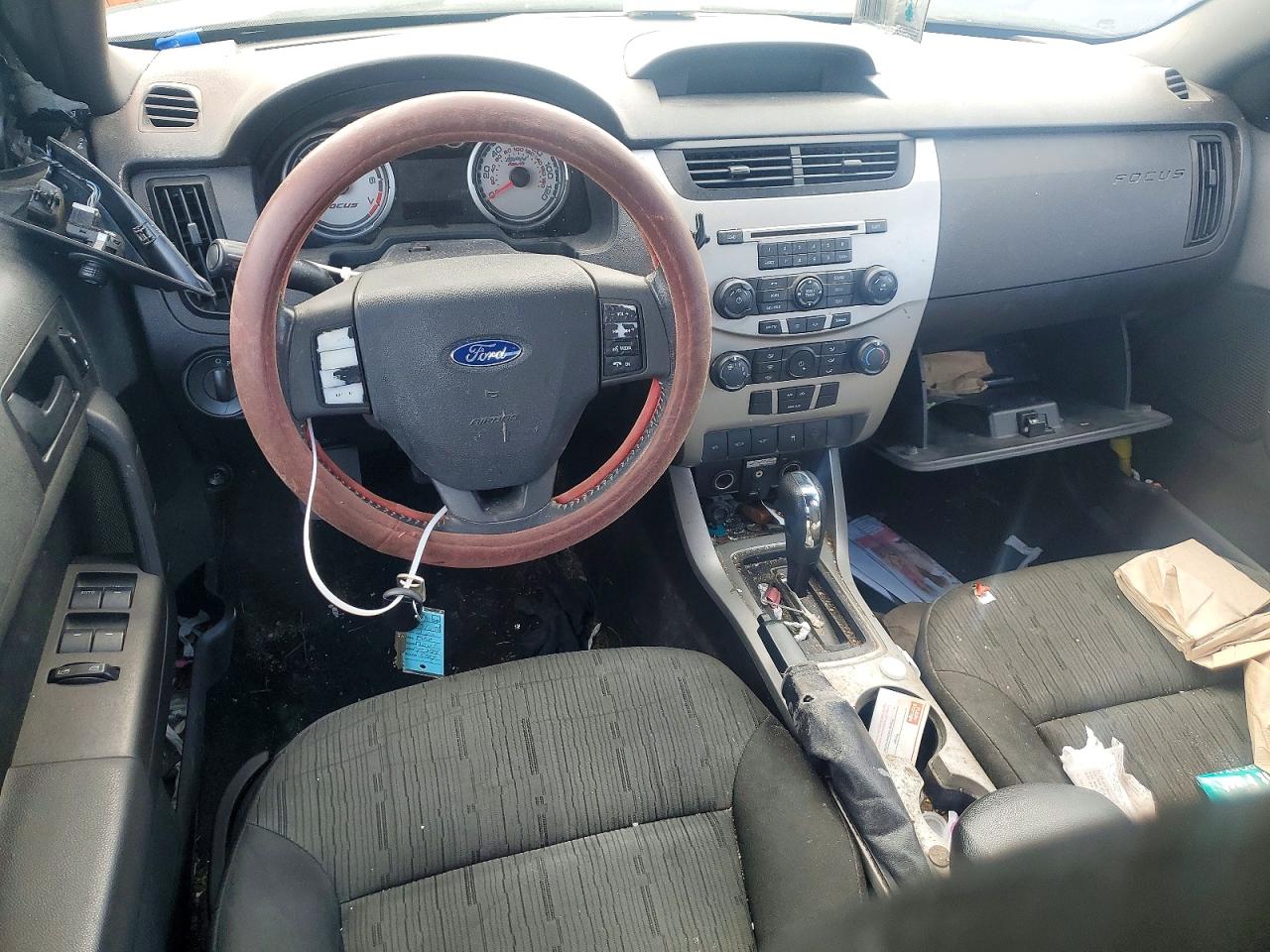2010 Ford Focus Se Gray vin: 1FAHP3FN9AW142774