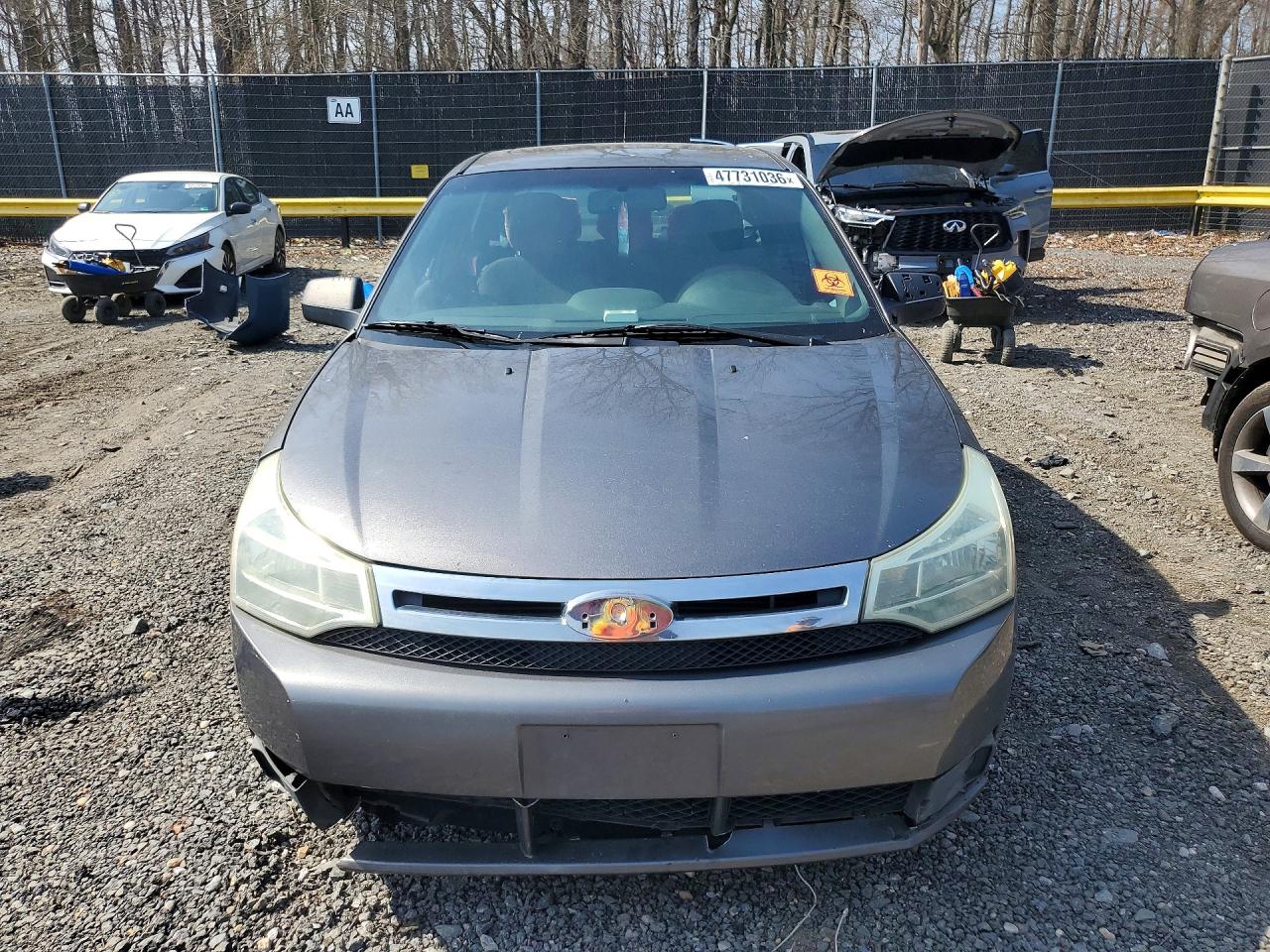 2010 Ford Focus Se Gray vin: 1FAHP3FN9AW142774