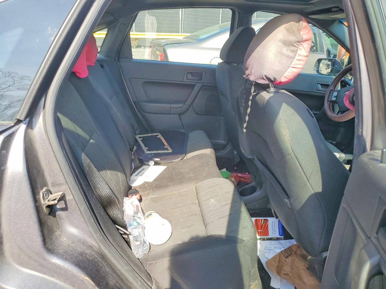 2010 Ford Focus Se Gray vin: 1FAHP3FN9AW142774