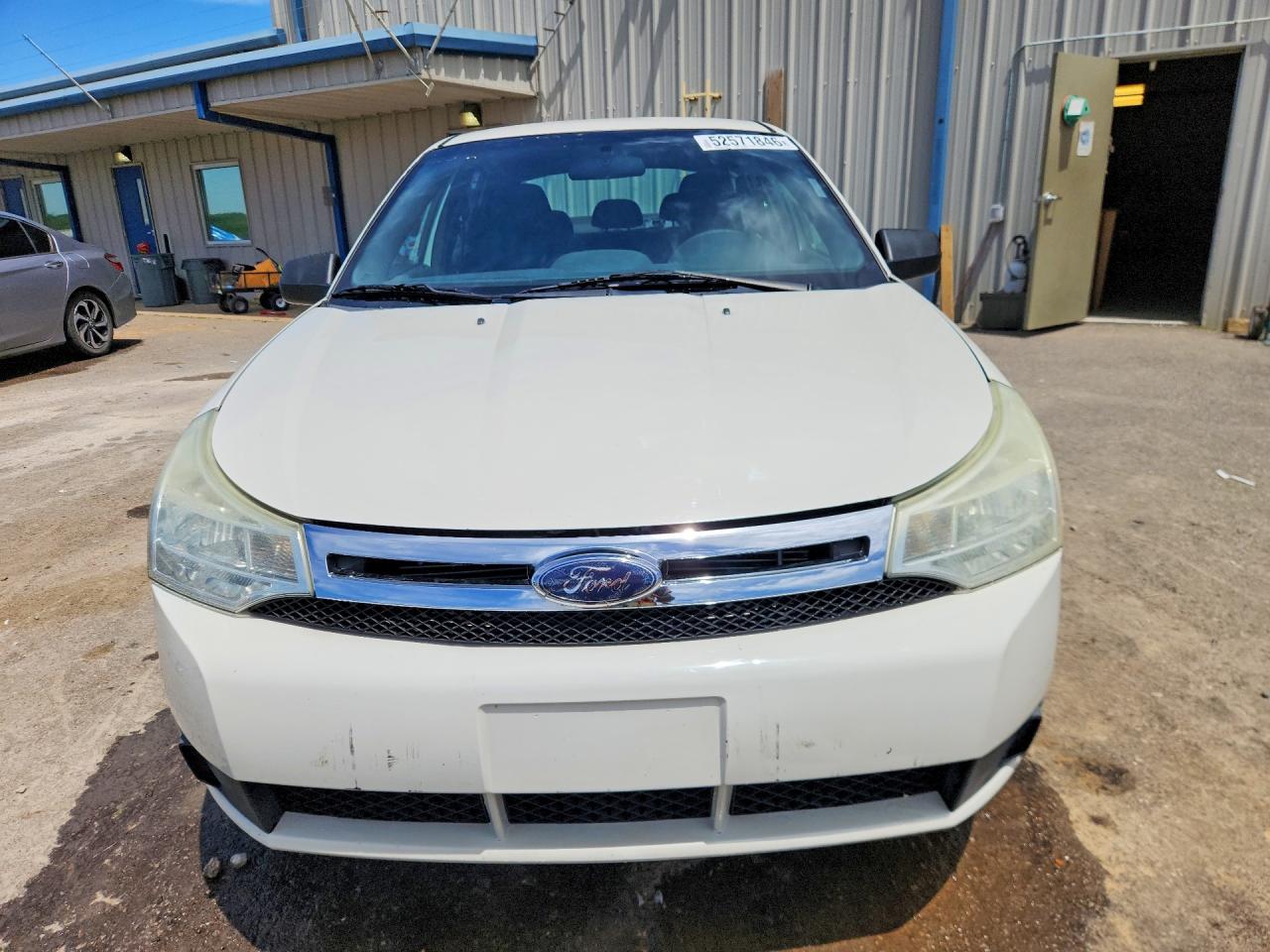 2010 Ford Focus Se White vin: 1FAHP3FN9AW162247