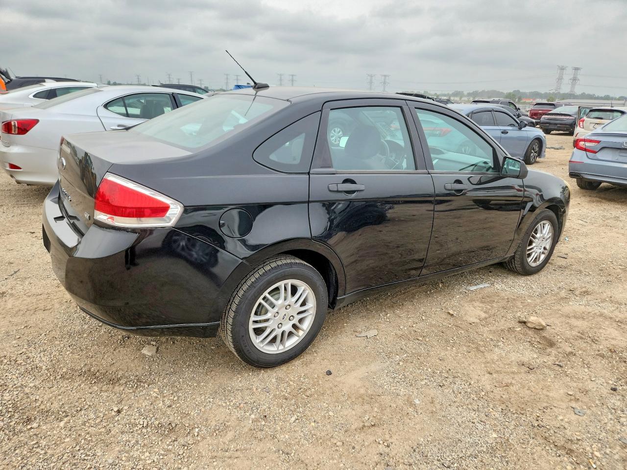 2010 Ford Focus Se Black vin: 1FAHP3FN9AW165231