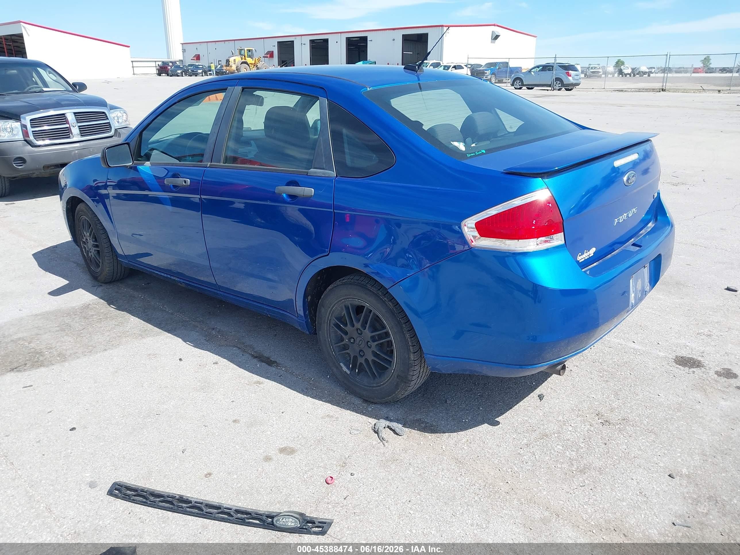 2010 Ford Focus Se Blue vin: 1FAHP3FN9AW183955