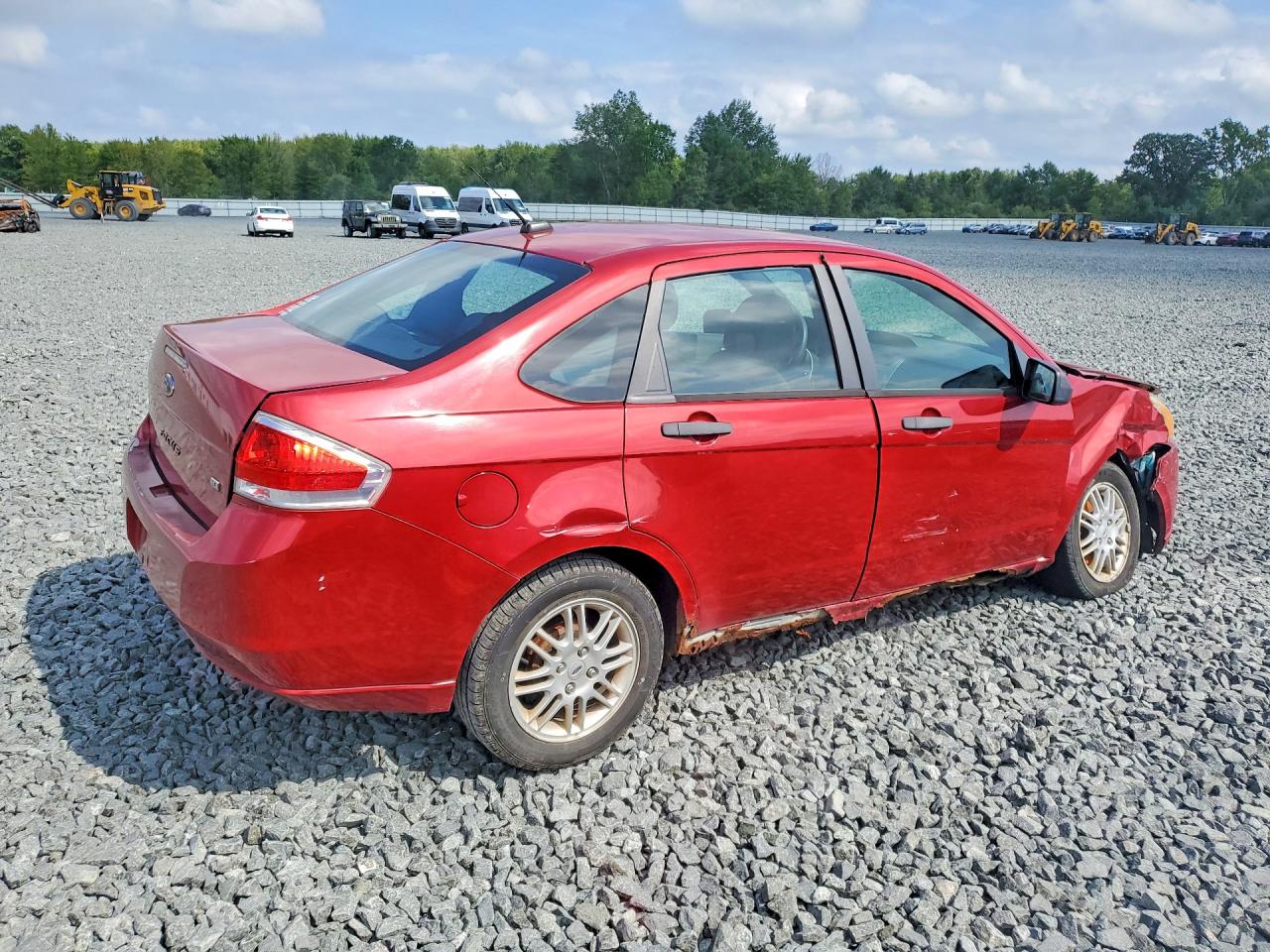 2010 Ford Focus Se Red vin: 1FAHP3FN9AW211401