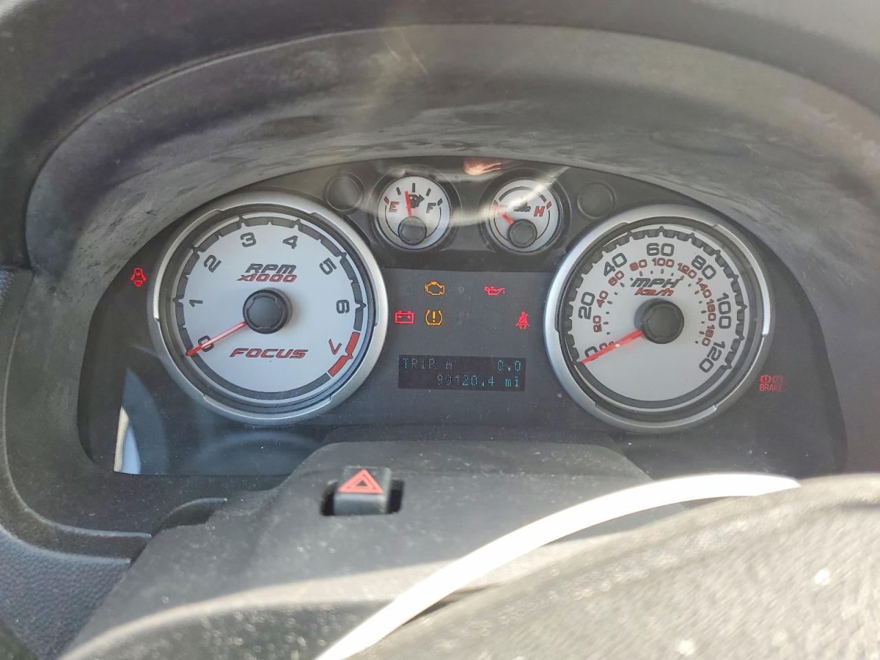 2010 Ford Focus Se Red vin: 1FAHP3FN9AW211401