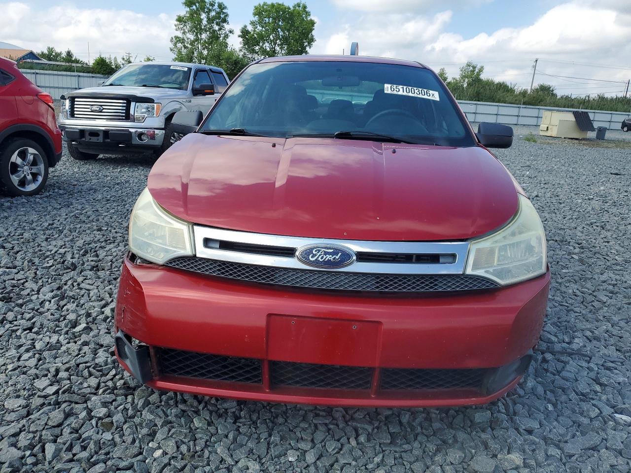 2010 Ford Focus Se Red vin: 1FAHP3FN9AW211401