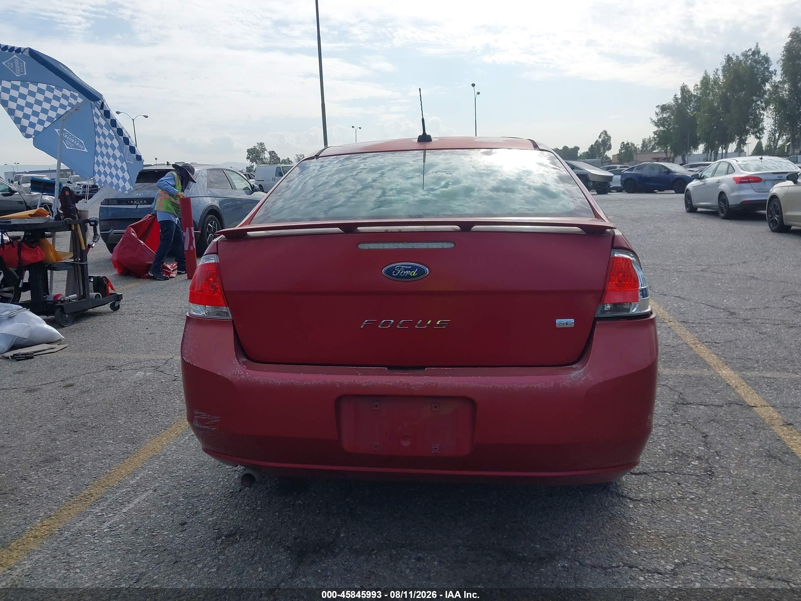 2010 Ford Focus Se Burgundy vin: 1FAHP3FN9AW220115