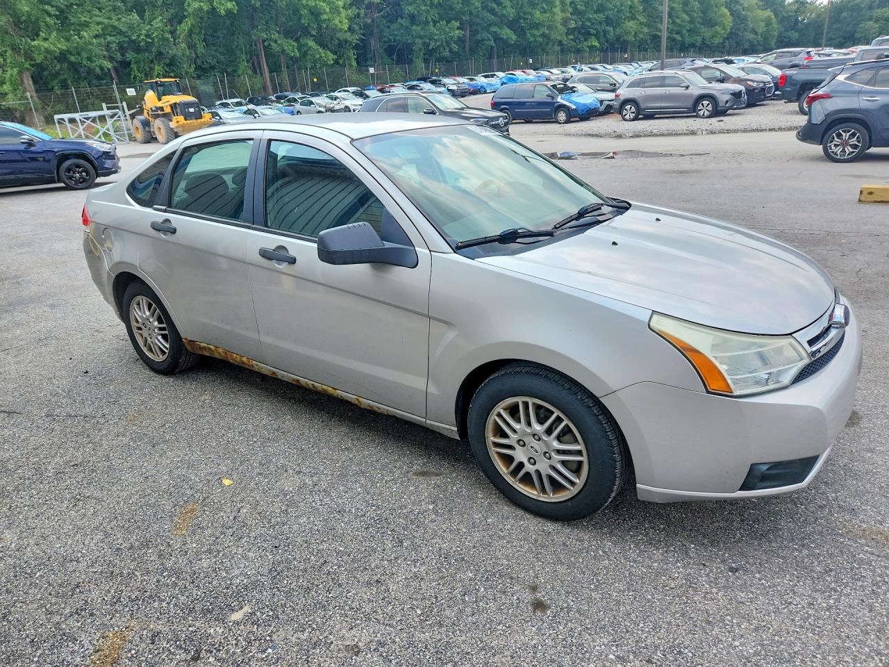 2010 Ford Focus Se Silver vin: 1FAHP3FN9AW239098