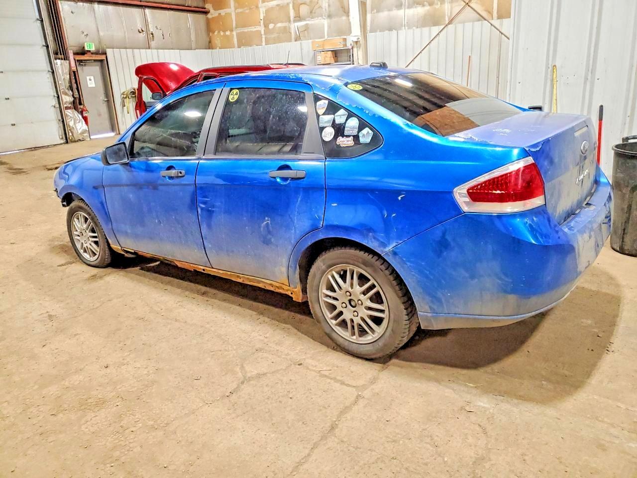 2010 Ford Focus Se Blue vin: 1FAHP3FN9AW252109