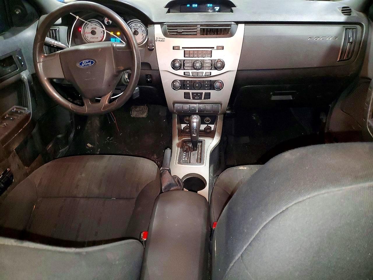 2010 Ford Focus Se Blue vin: 1FAHP3FN9AW252109