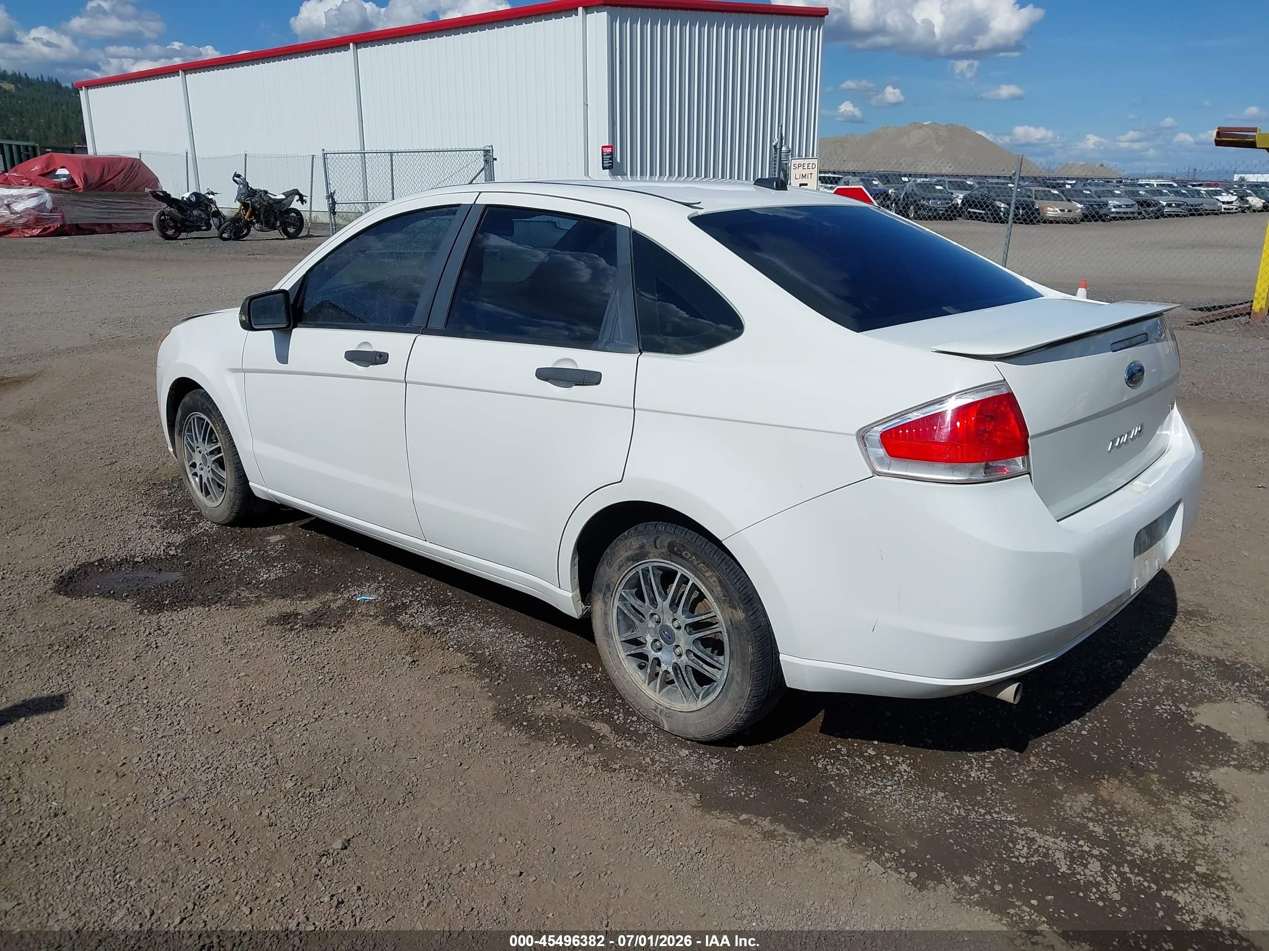 2010 Ford Focus Se White vin: 1FAHP3FN9AW257536