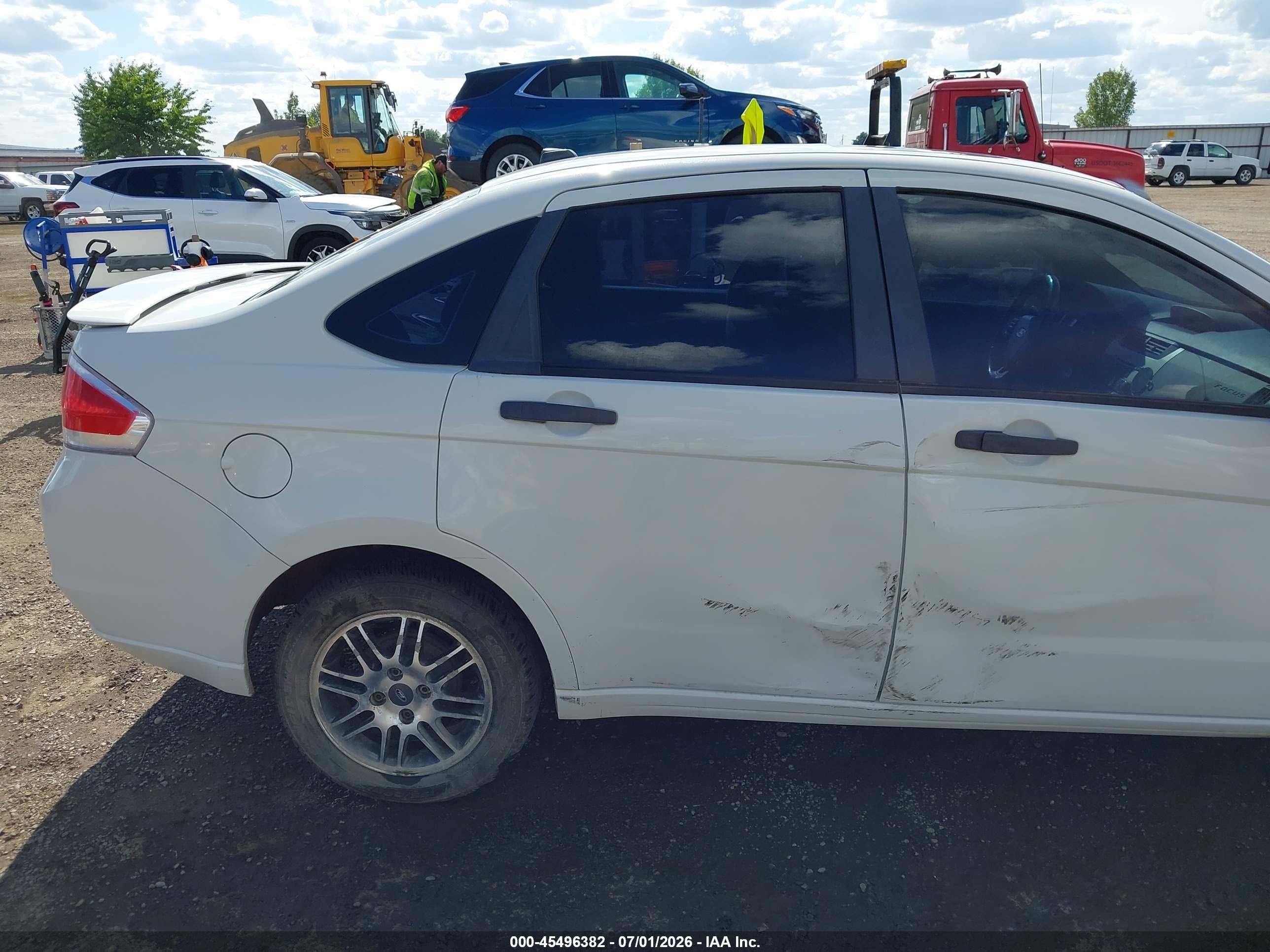 2010 Ford Focus Se White vin: 1FAHP3FN9AW257536