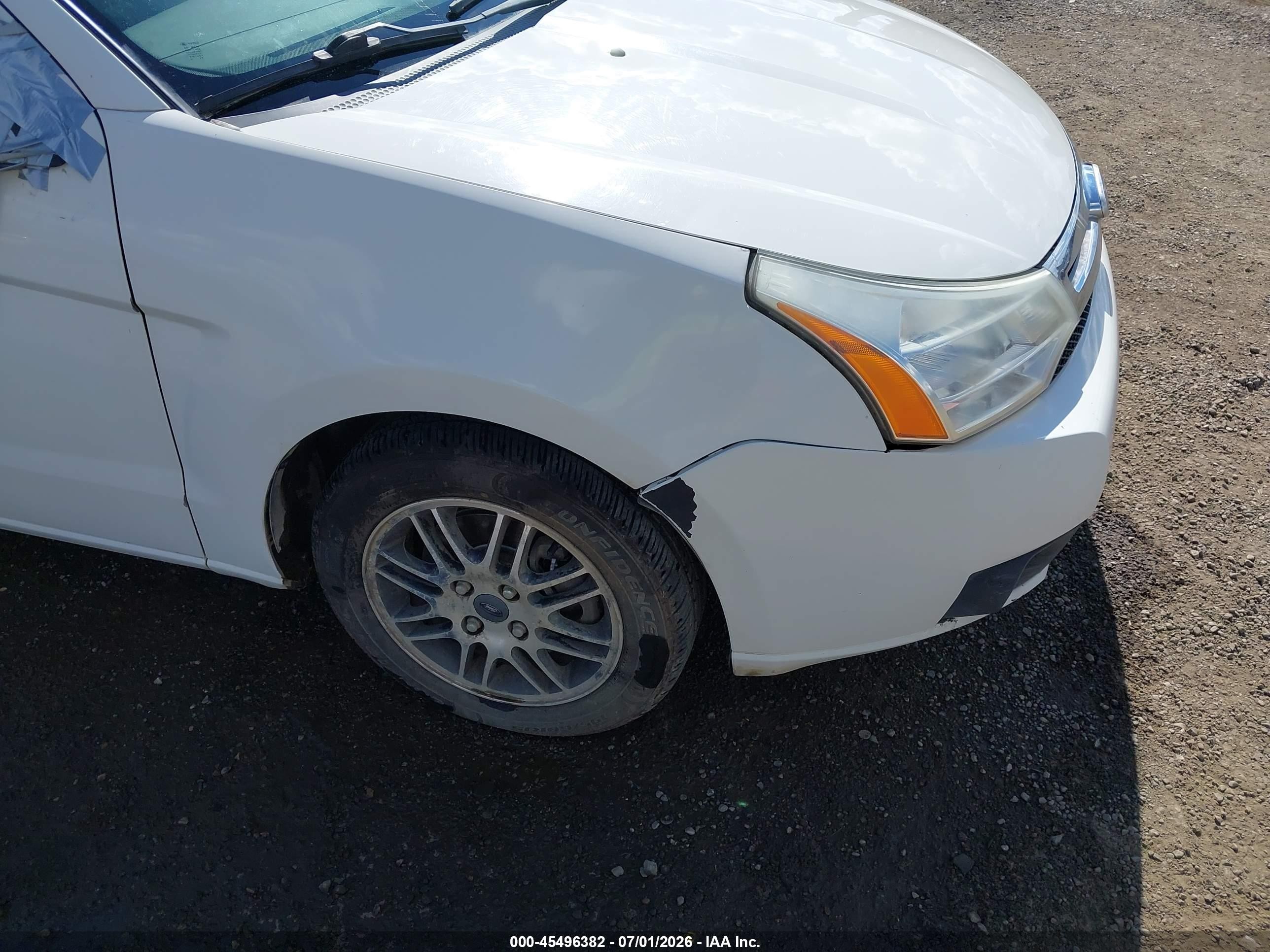 2010 Ford Focus Se White vin: 1FAHP3FN9AW257536