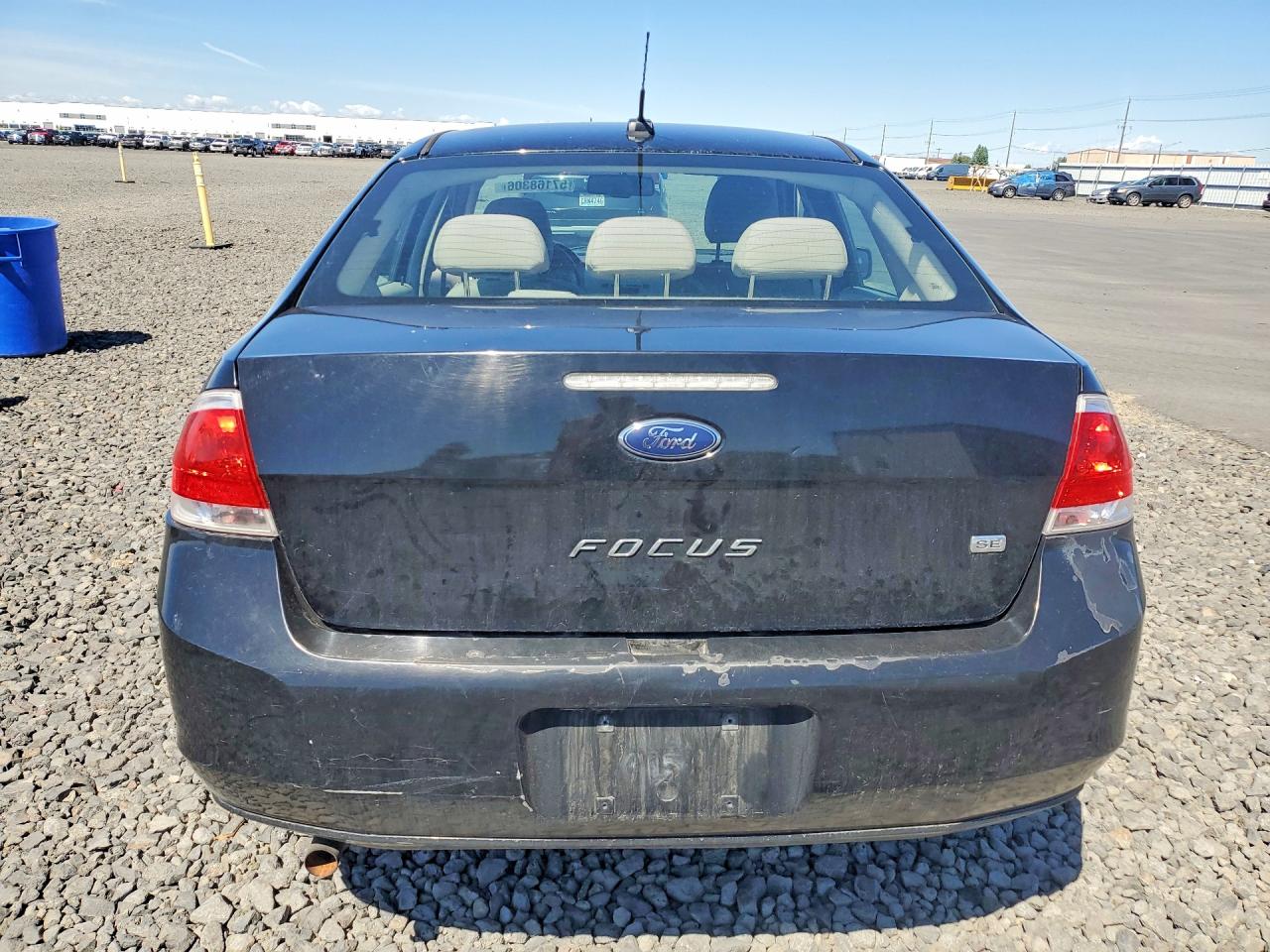 2011 Ford Focus Se Black vin: 1FAHP3FN9BW103975