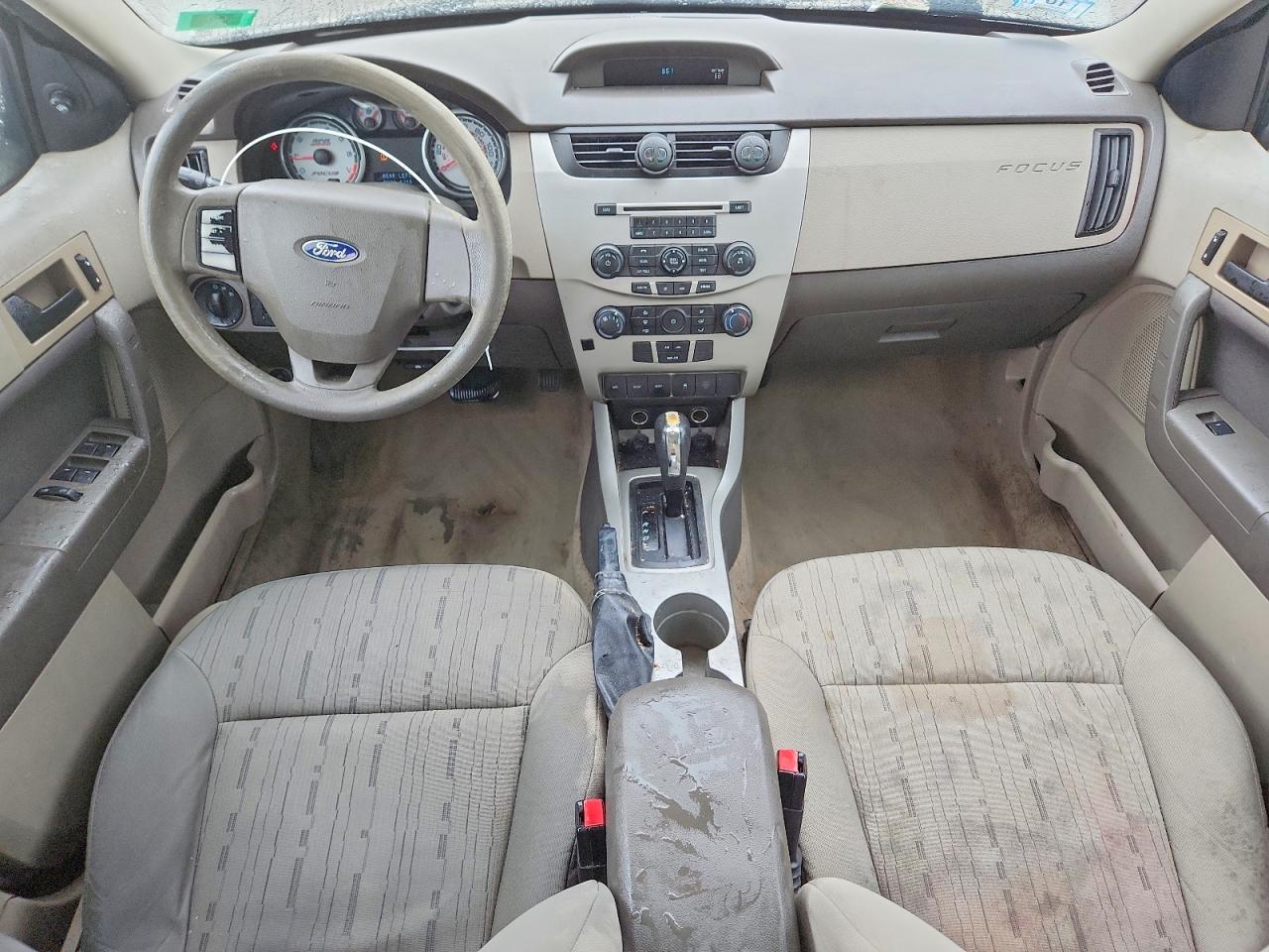 2011 Ford Focus Se Белый vin: 1FAHP3FN9BW108724