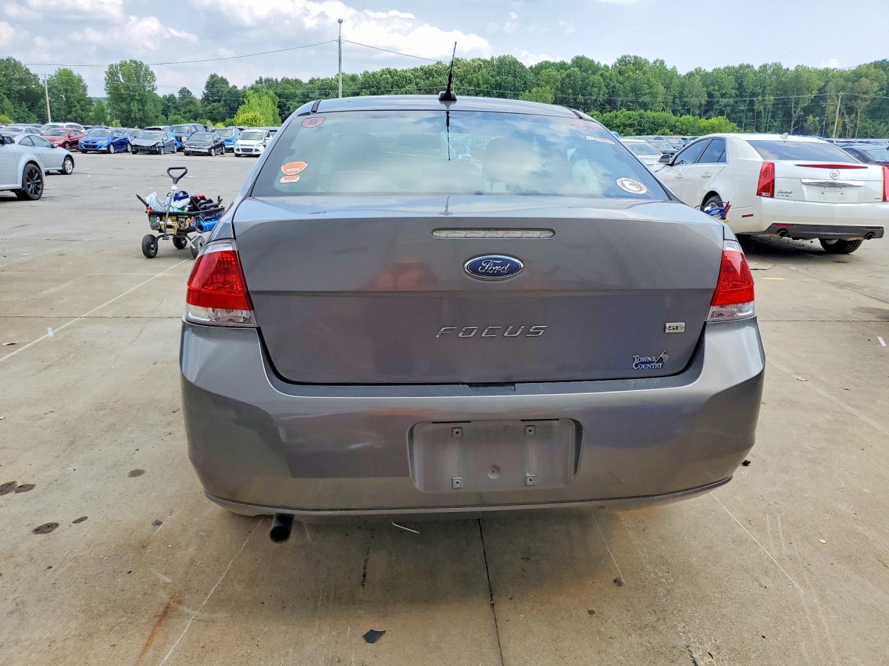 2011 Ford Focus Se Gray vin: 1FAHP3FN9BW177266