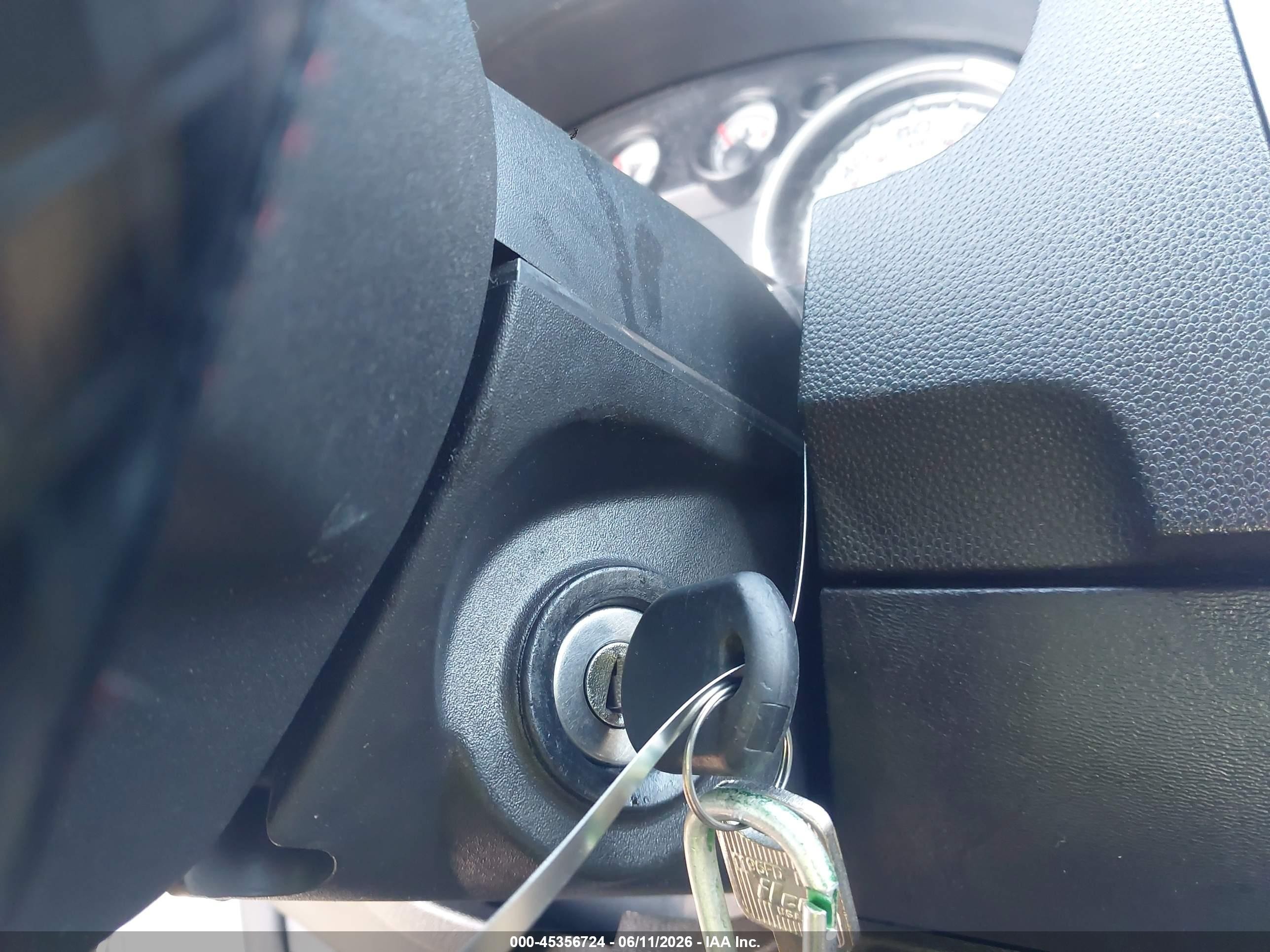 2011 Ford Focus Se Серебряный vin: 1FAHP3FN9BW193712
