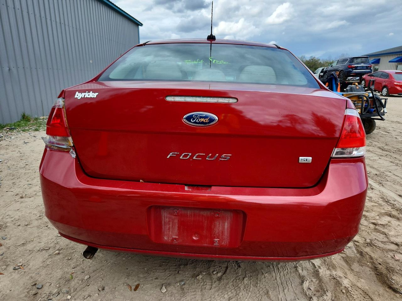 2010 Ford Focus Se Red vin: 1FAHP3FNXAW122386