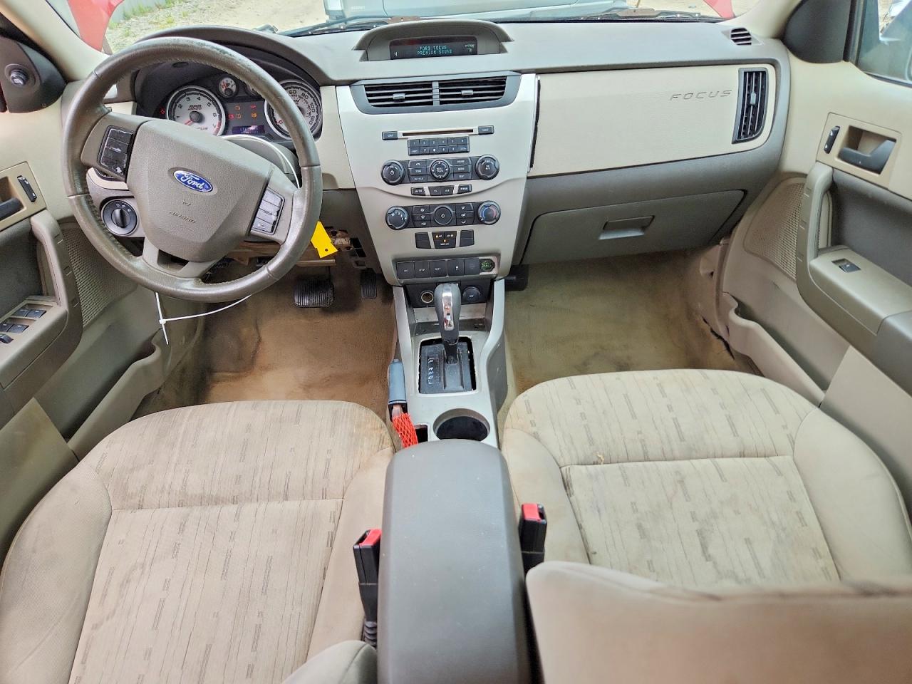 2010 Ford Focus Se Red vin: 1FAHP3FNXAW122386