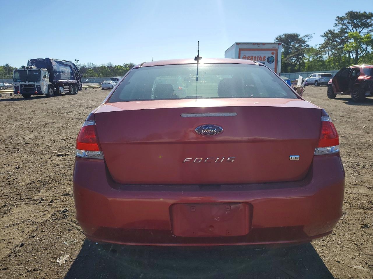2010 Ford Focus Se Red vin: 1FAHP3FNXAW125451