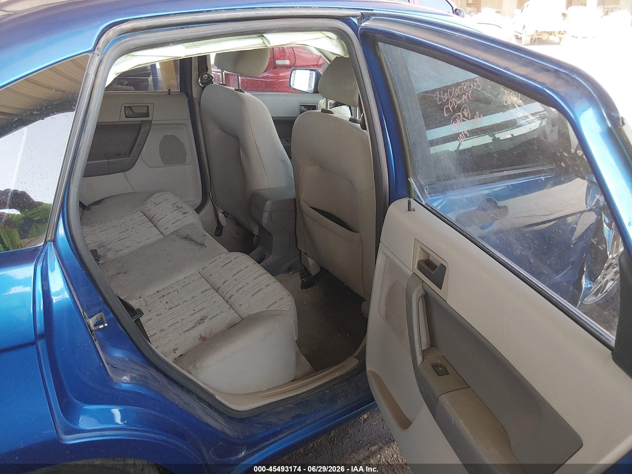 2010 Ford Focus Se Blue vin: 1FAHP3FNXAW138426